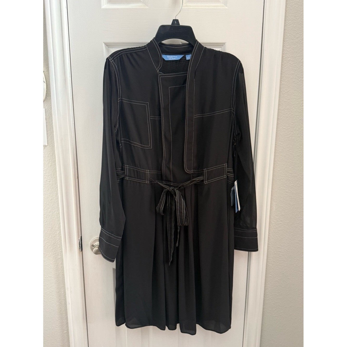 Simply Vera Vera Wang Black Dress with White Topstitching