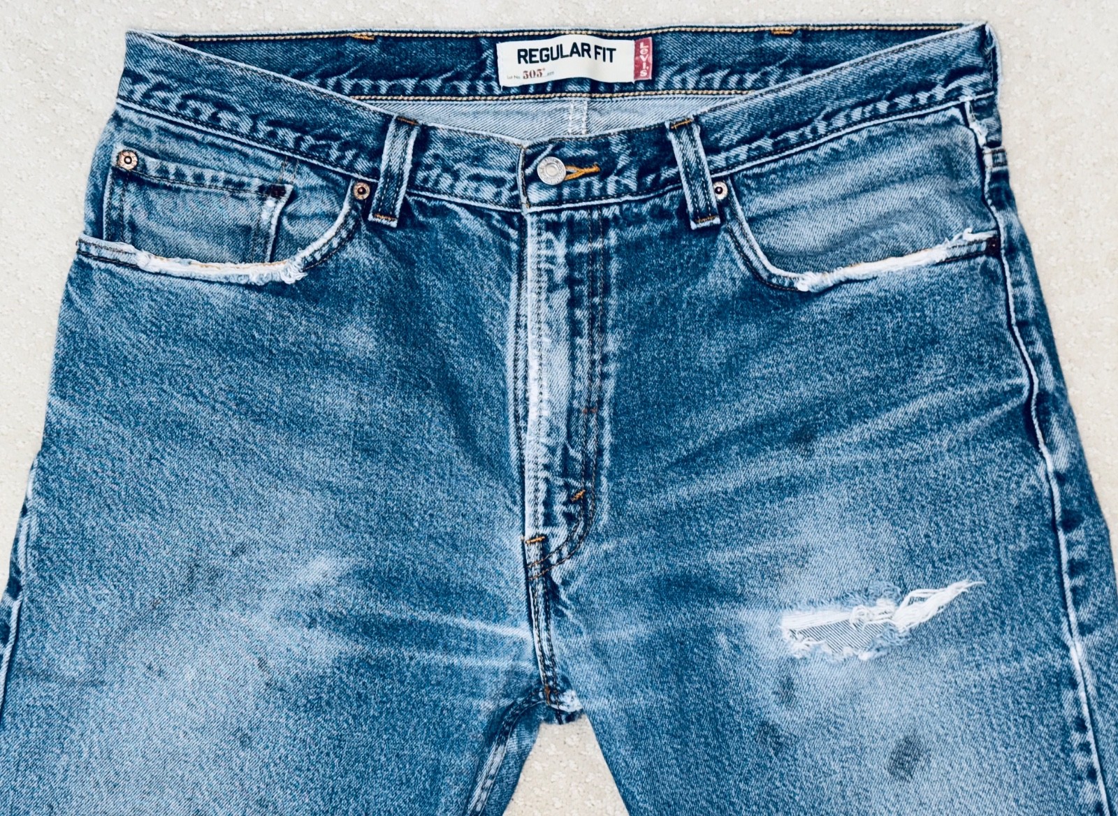 Men’s Distressed Levi Jeans 505 Regular Fit 36 Waist – 34 Inseam