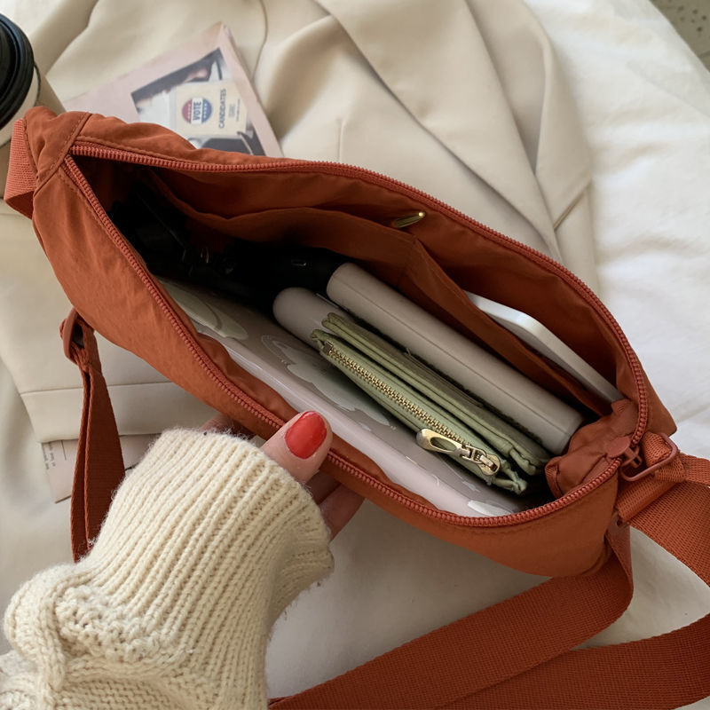 Womens Crescent Crossbody Bag Sling Shoulder Bag Purse Casual Dumpling Bag Gift
