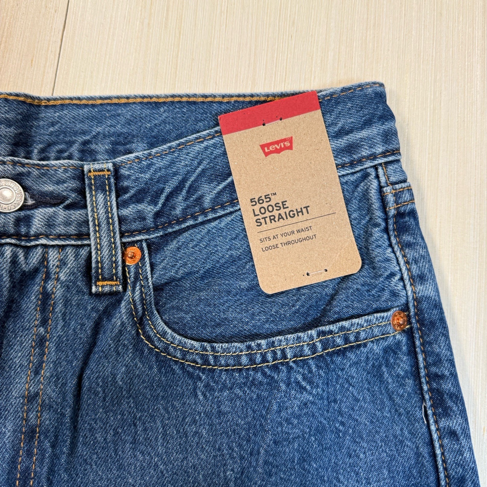 Levi’s 565 Loose Straight 31×32 Men’s Baggy Drop Wide Stacks Medium Wash NEW