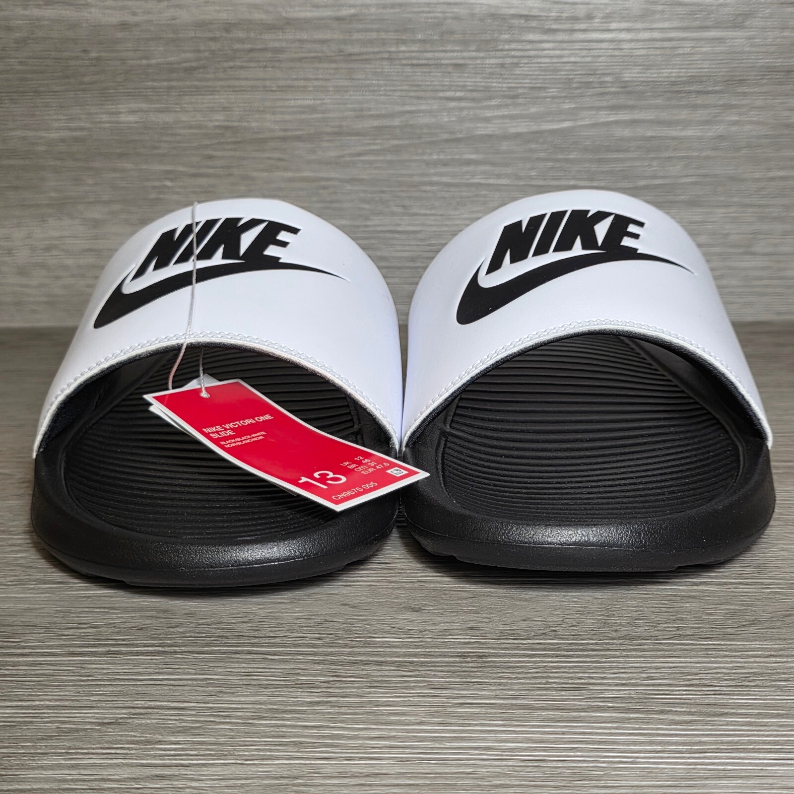 Nike Men’s Victori One Slip On Everyday Comfort Slides Sandals Sz 13 Black White