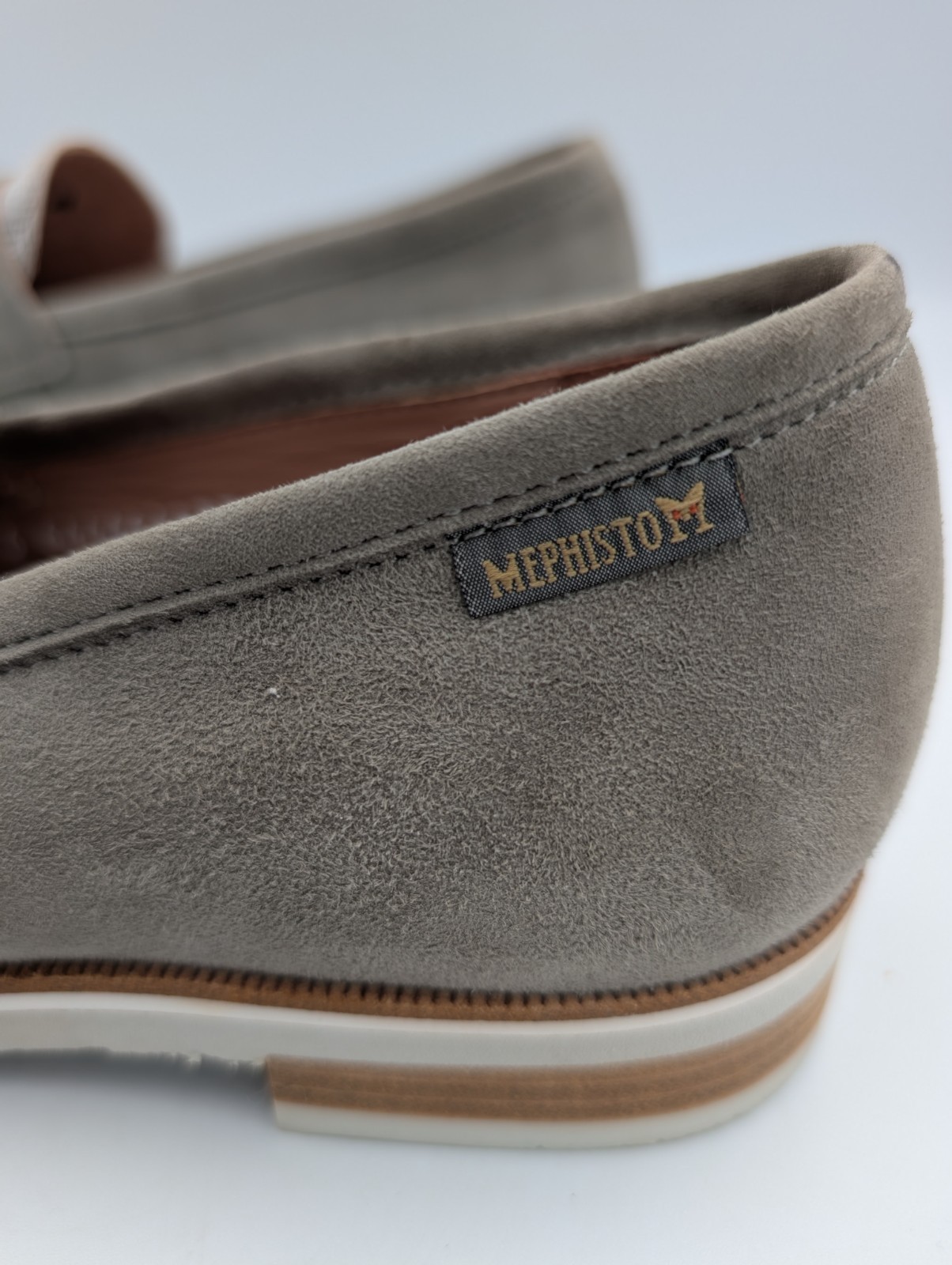 Mephisto “Piers” Penny Loafers – Suede And Leather – Snake Print Grey SZ 6 (18)