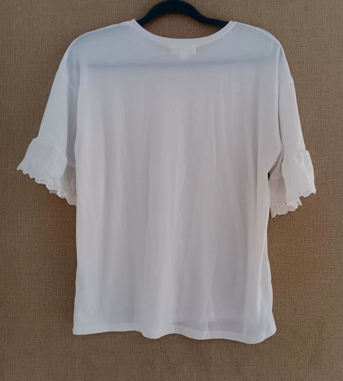 Thyme & Honey Top White Short Sleeve Size M Boho Beach Pheasant Chic Lacey