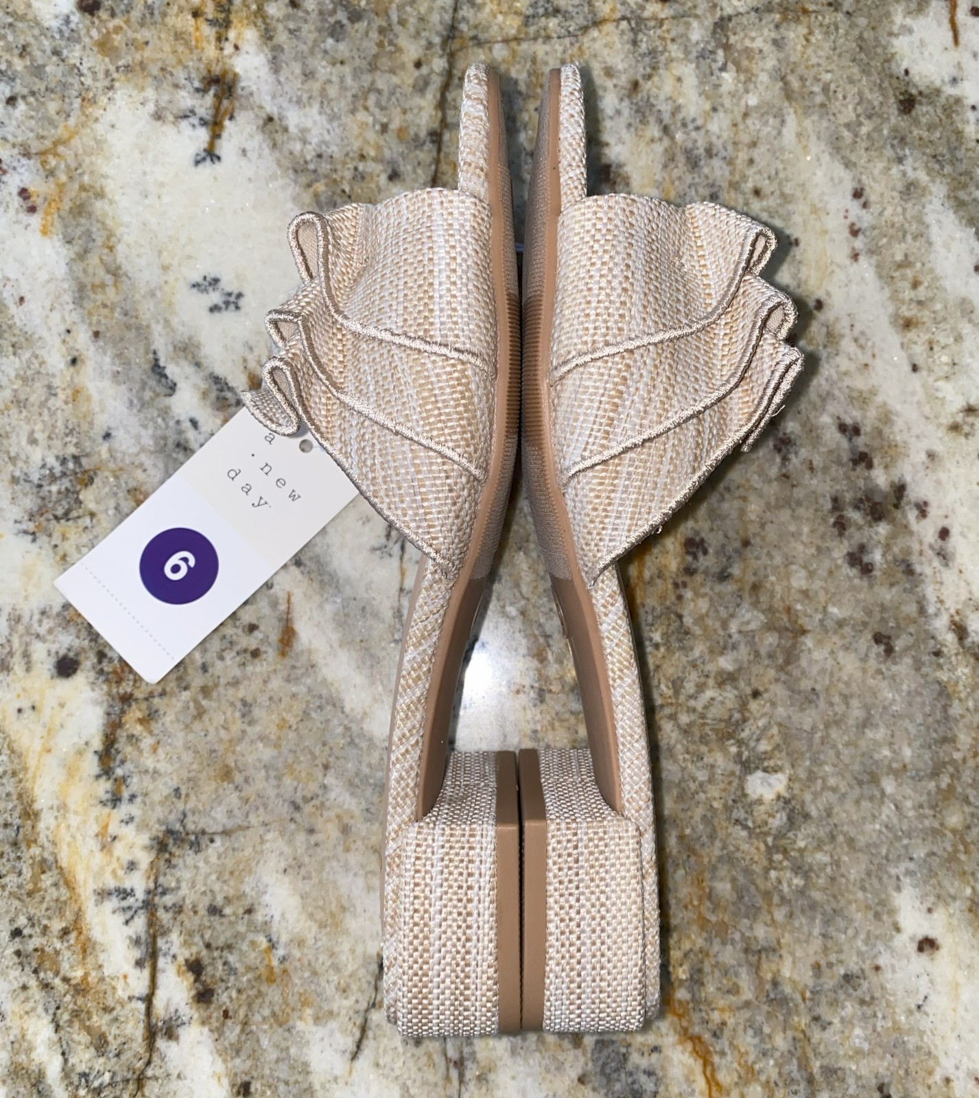 NEW W/TAGS A NEW DAY LYTA RAFFIA RUFFLE SANDALS W/MEMORY FOAM INSOLE WOMENS SZ 6