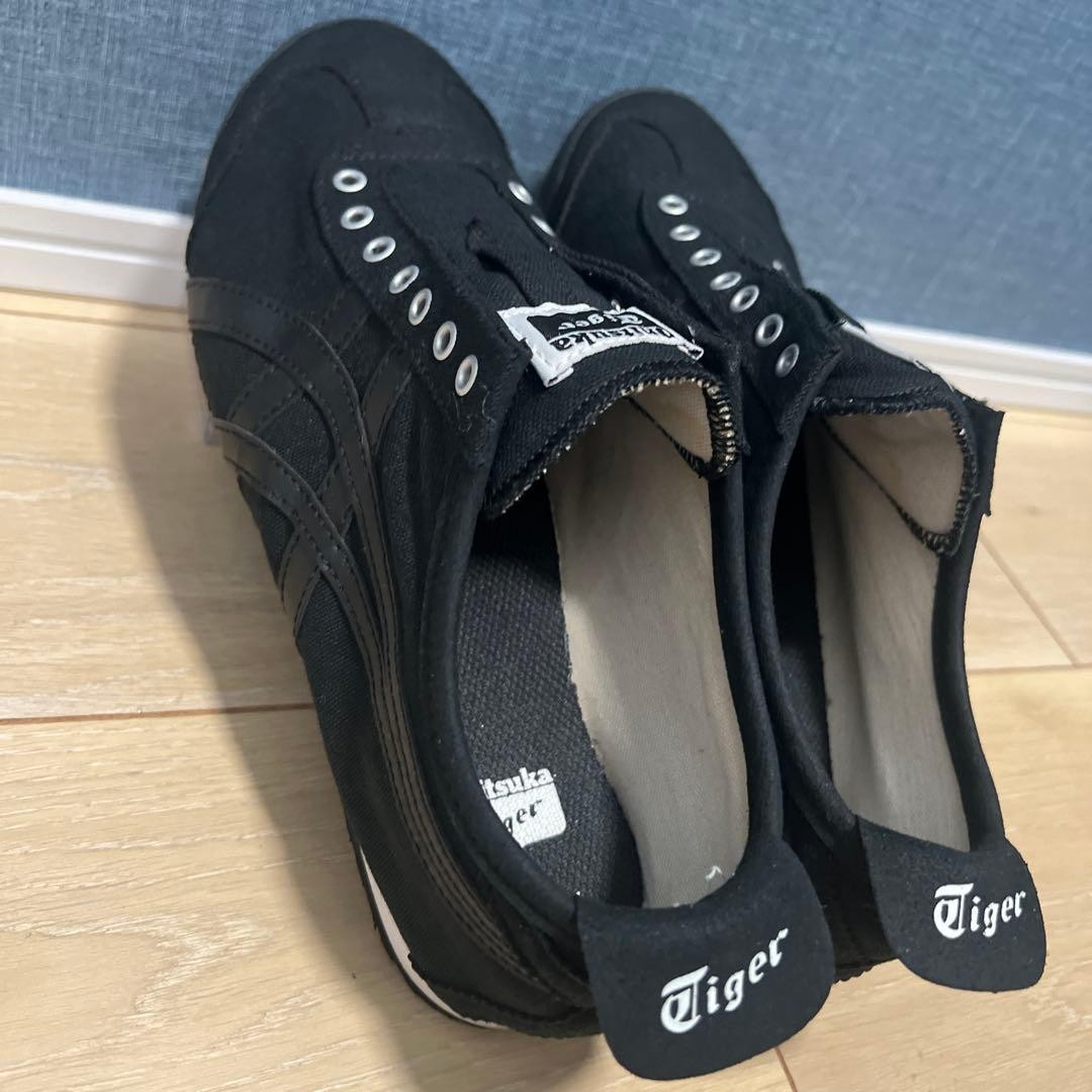 Onitsuka Tiger Mexico 66 Slip-On Men 7.5 US Black Good Condition