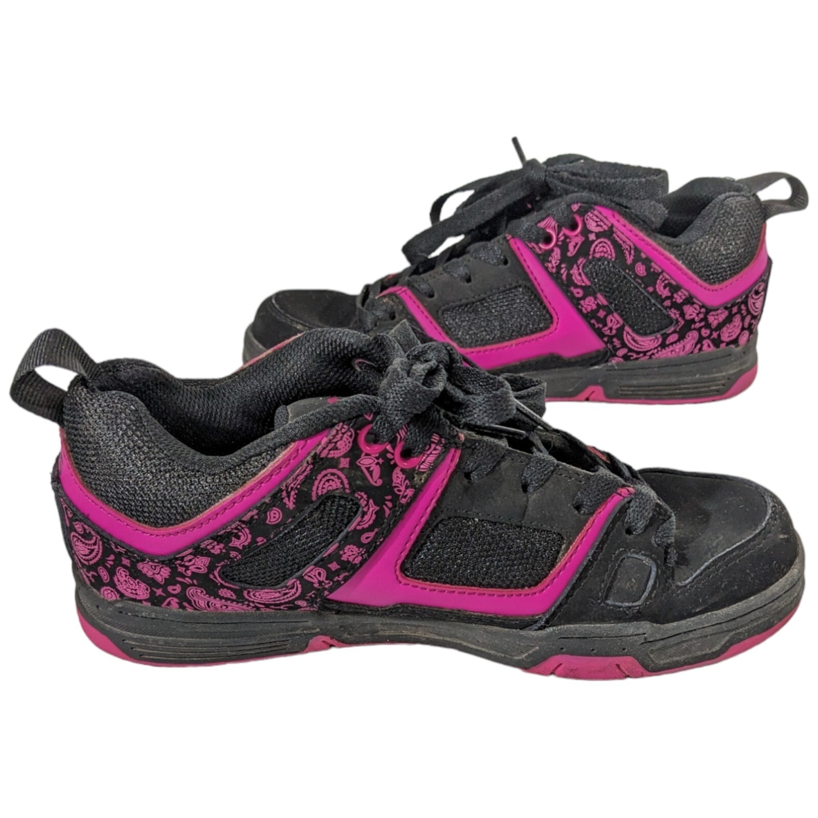 Womens Skateboarding Shoes sz 5.5 DVS Gambol Black Pink Low Top Sneaker Paisley
