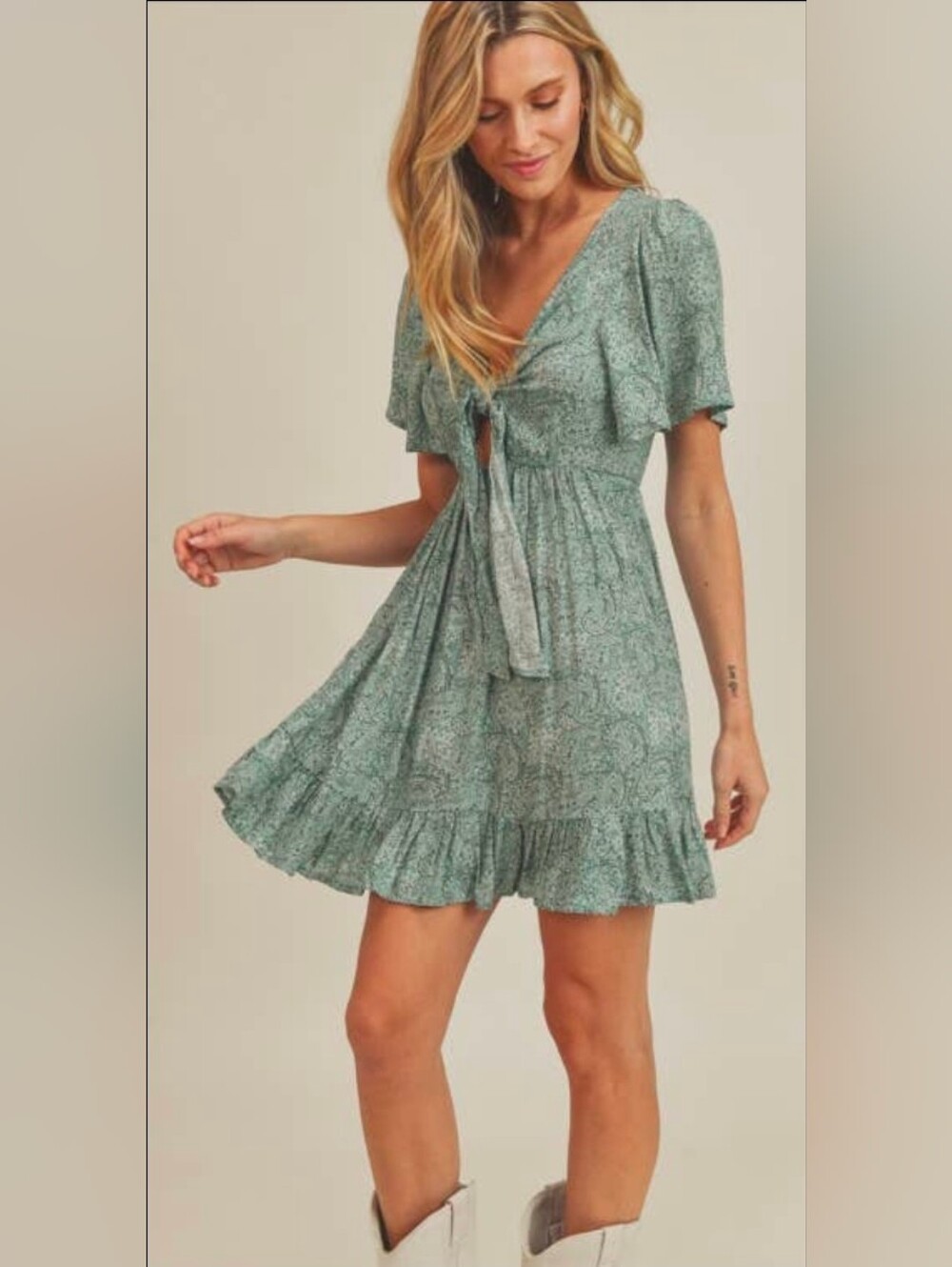 Lush “As Seen On TV” Paisley Dress Size Medium