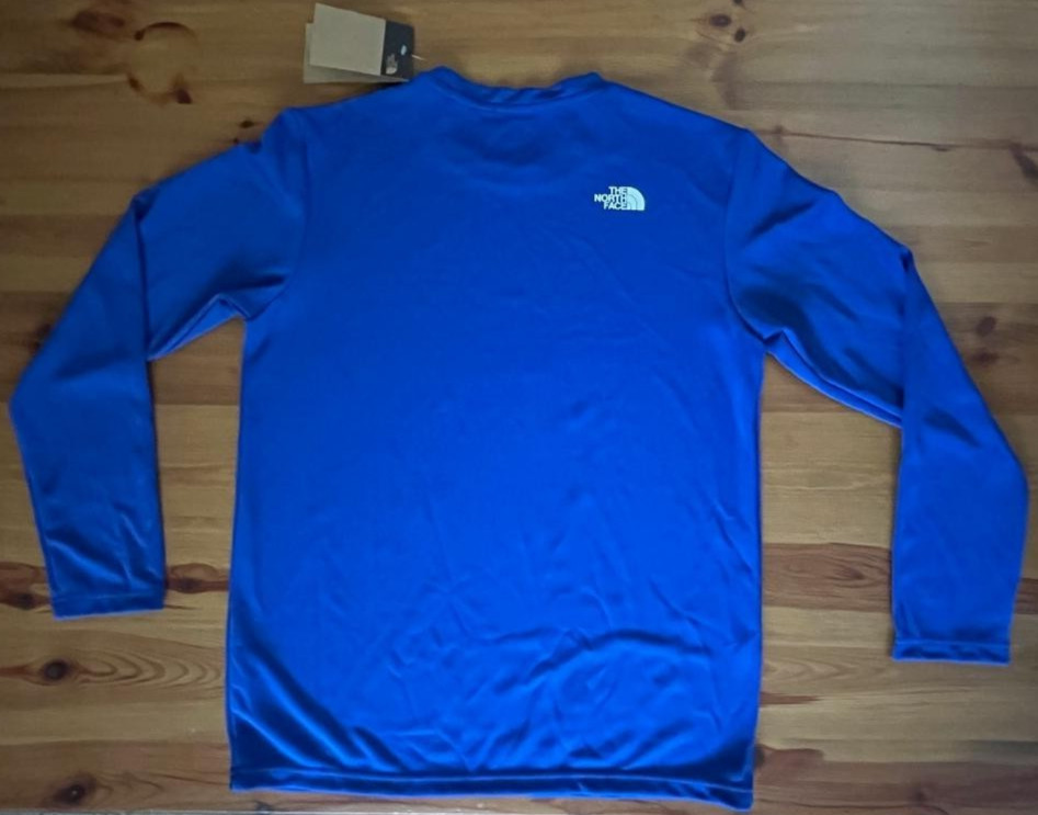 The North Face Royal Blue NWT Size M/95 Med Long Sleeve Stretch Shirt Korean Tag