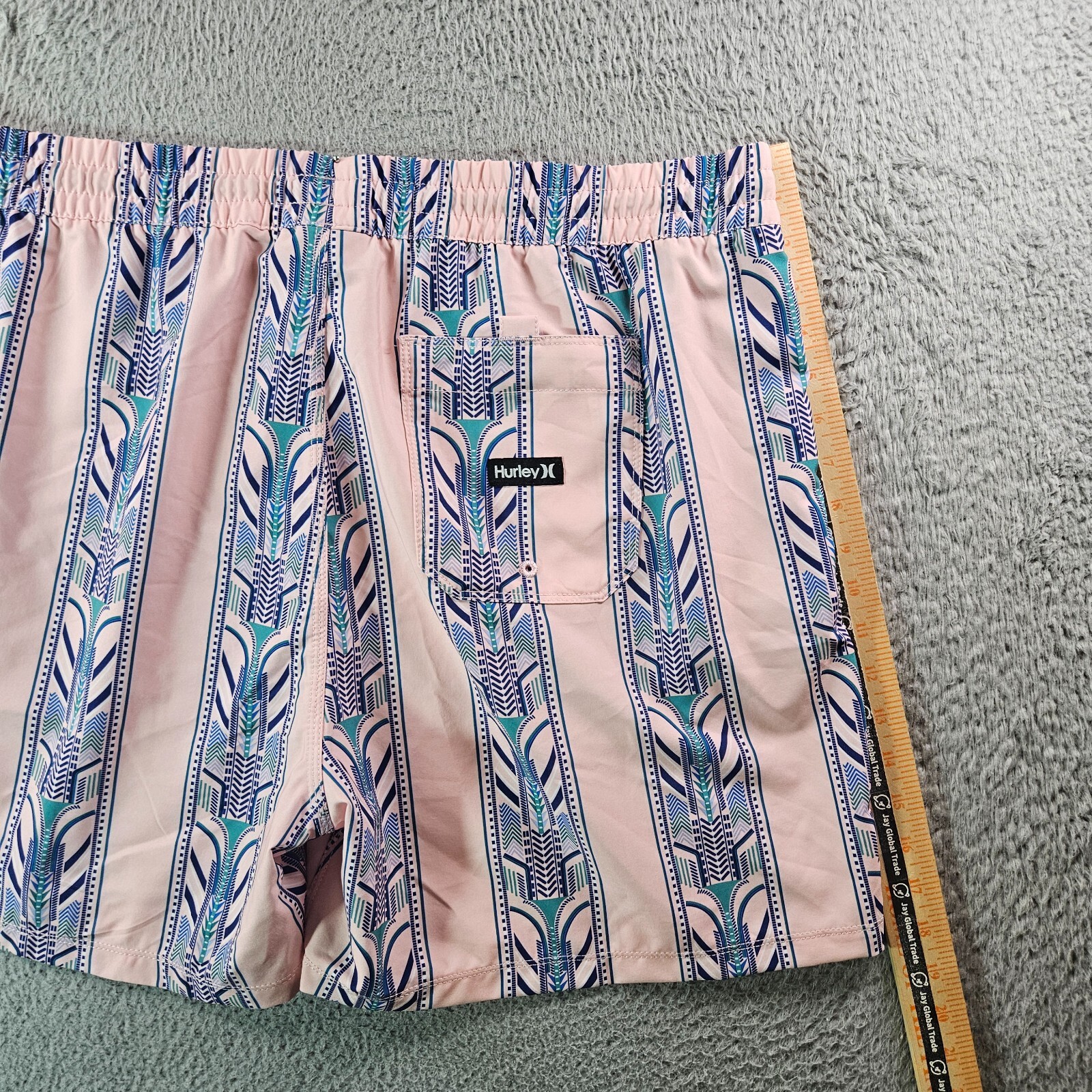 NWT Hurley Board Shorts Swim Trunks Men XXL No Liner Blue Geometric Print Pink