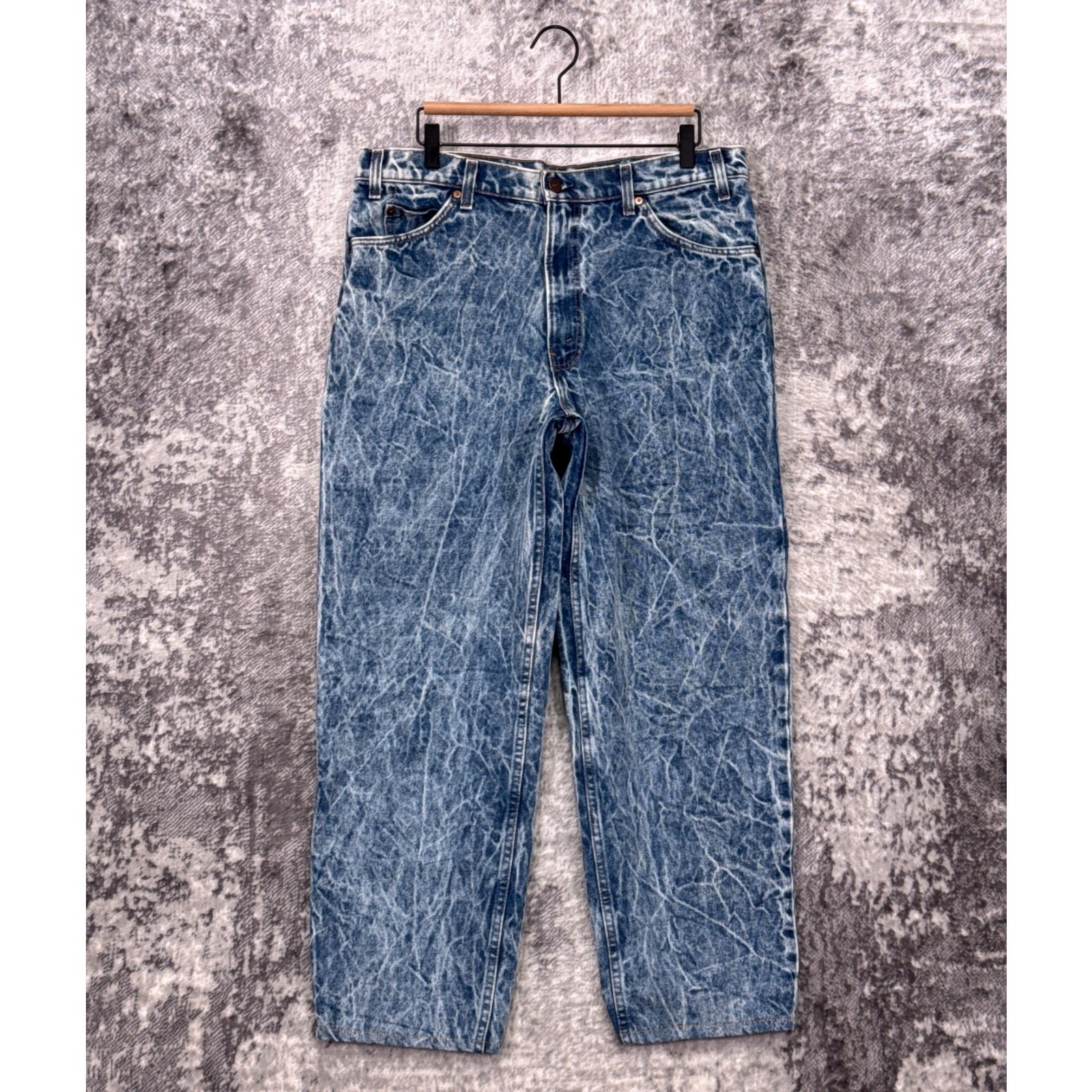 Vintage Levis Jeans 36 in x 28 in Mens 550 Made USA Acid Wash Denim