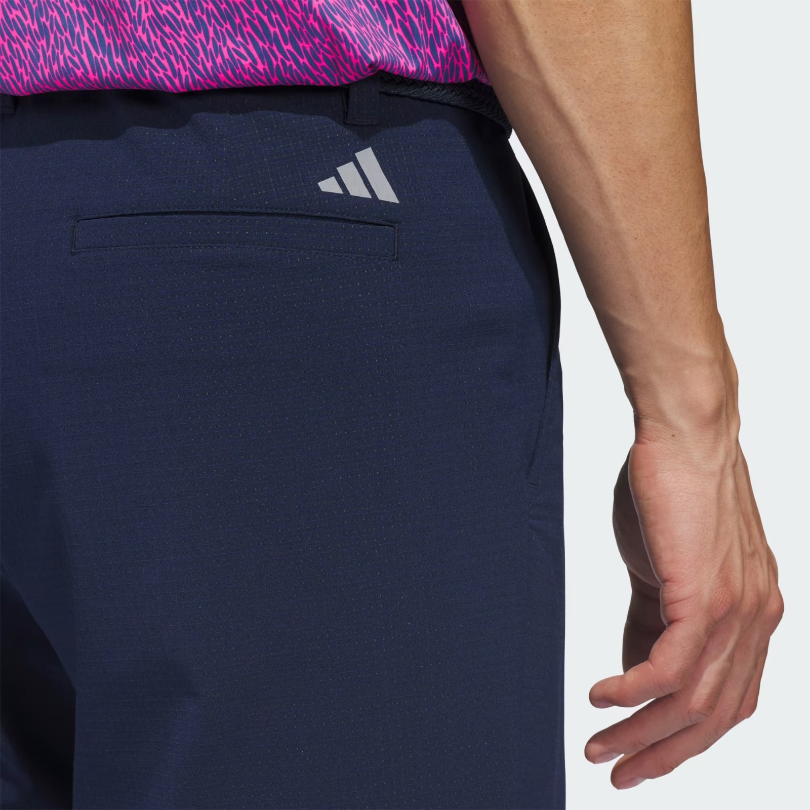 Men’s Adidas ULTIMATE365 9″ MELTAWAY Golf SHORTS 32″ NAVY Lightweight breathable