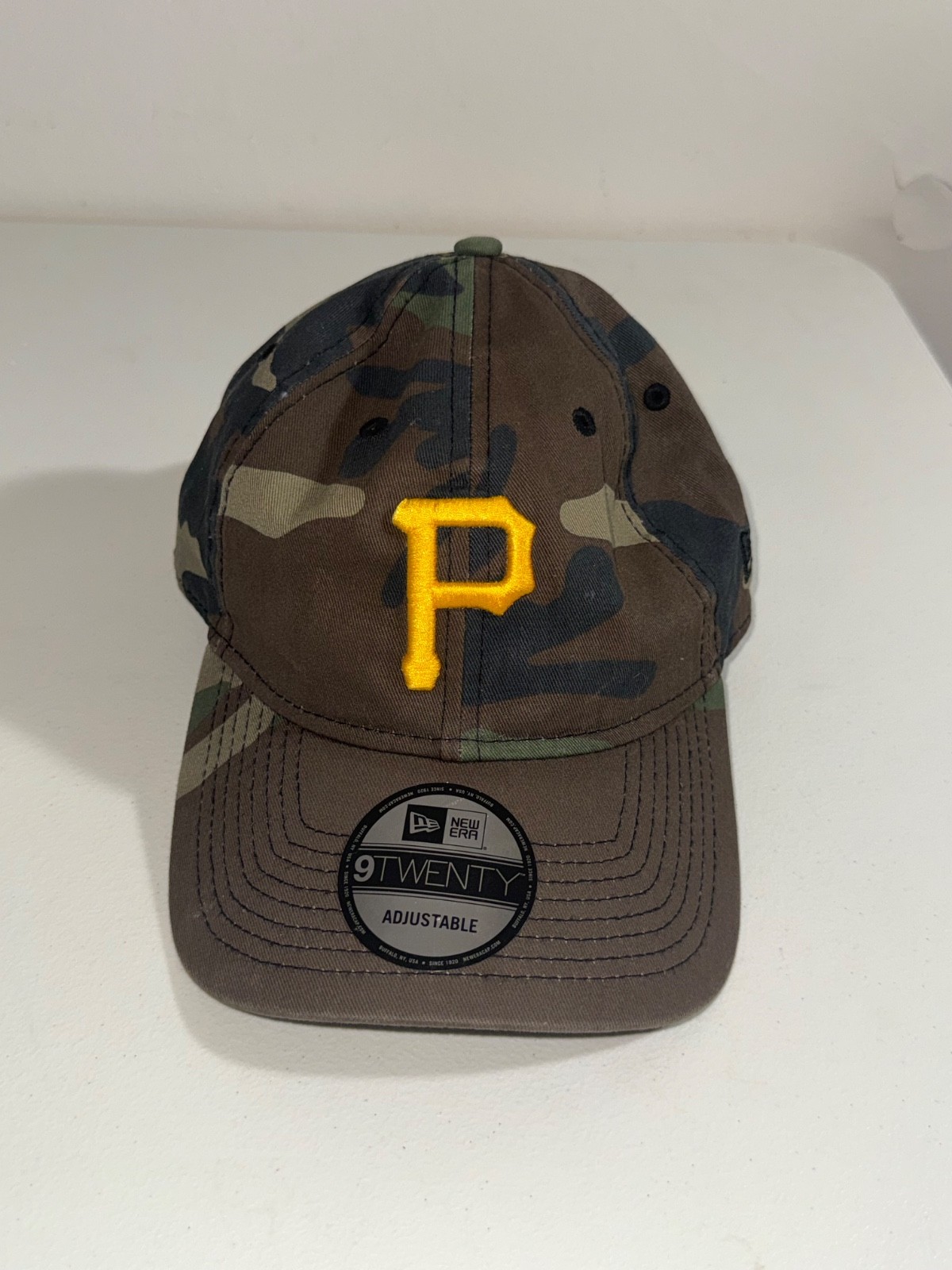 34 Hat Cap Lot New Era Nike NFL MLB NBA NHL Carhartt Patagonia Reseller