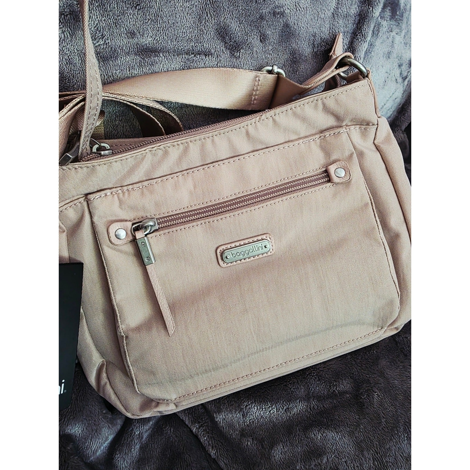 New Baggallini Uptown RFID Crossbody Bag & Wristlet NWT Mauve Pink