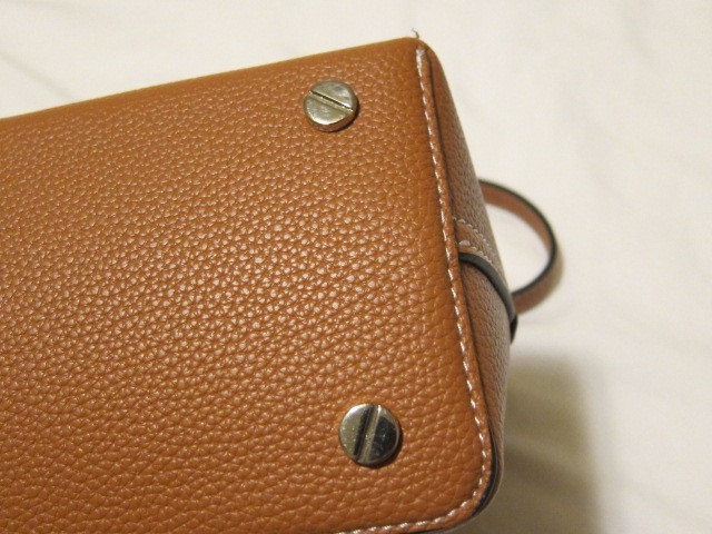 Toteme T Lock Women’s Leather Shoulder Bag – TAN -Style number 241-WAL956-LE002