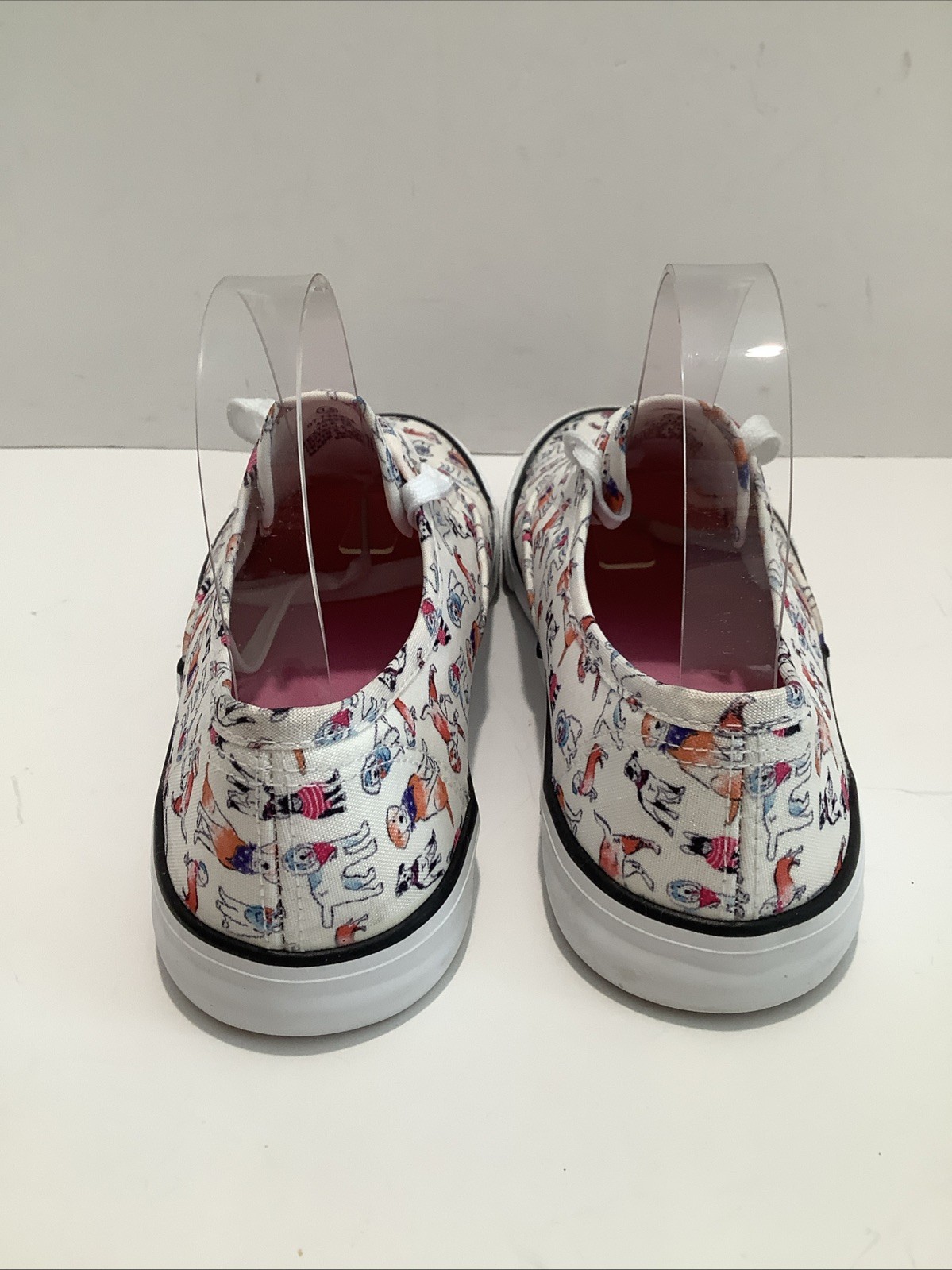 Cynthia Rowley Dog Print All Over White 408269 Sneakers Womens Size 7.5M Exc