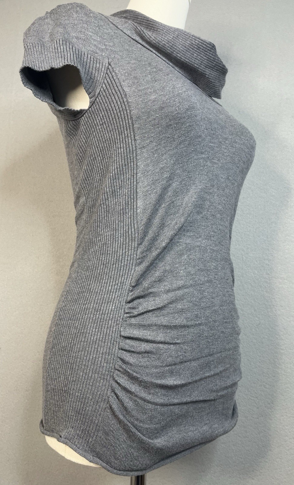 Takeout Size S Gray Turtleneck Short Sleeve Ruched Sides Knit Sweater Shirt Y2K