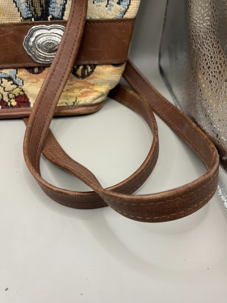 Vintage Horse Tapestry Purse Bag Staps Silver Buckle Wolf Cowboy Shoulder Bag