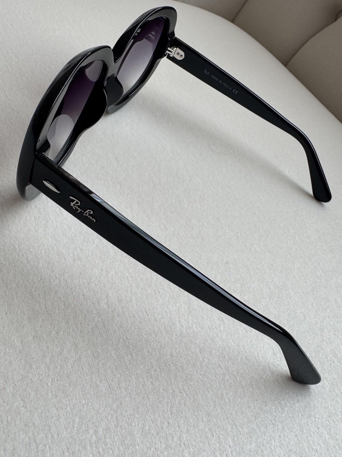 New Ray-Ban Jackie Ohh II Black / Grey Gradient 60 mm Sunglasses RB4098