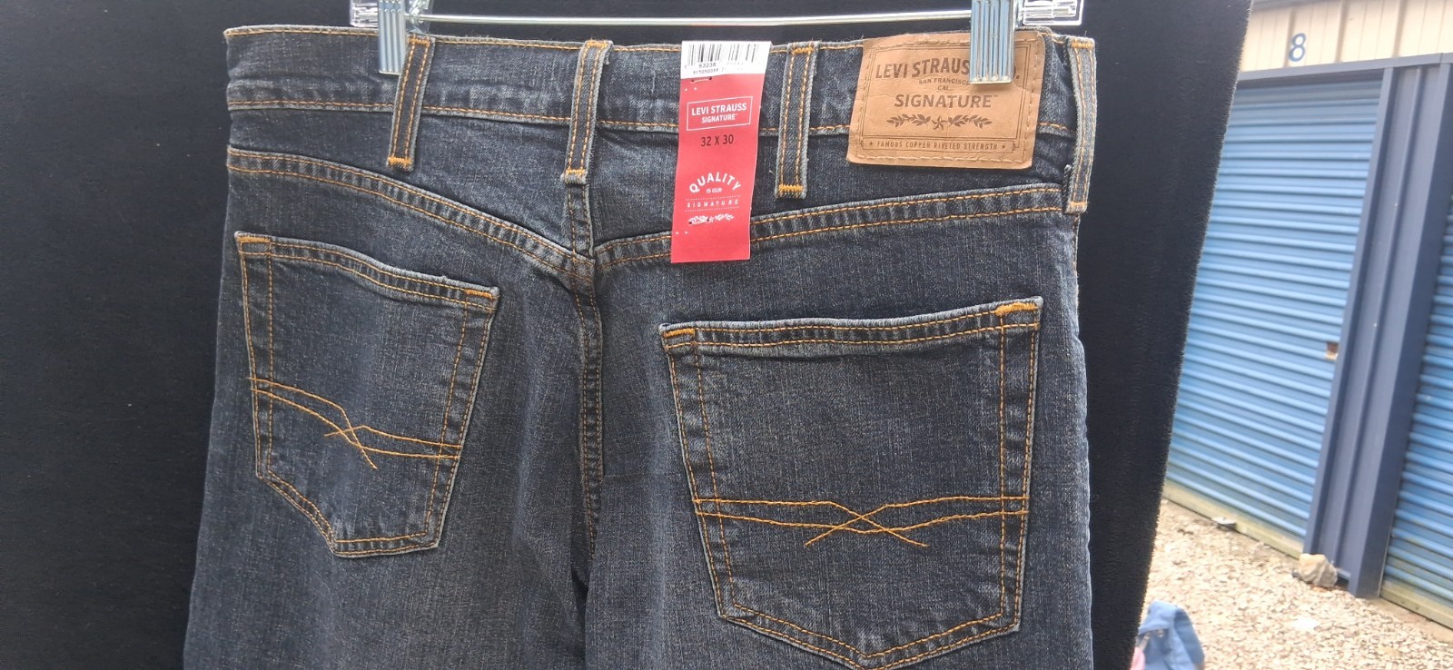 Levi Strauss Signature Men’s Bootcut Jeans Regular Fit Dark Wash Blue Denim