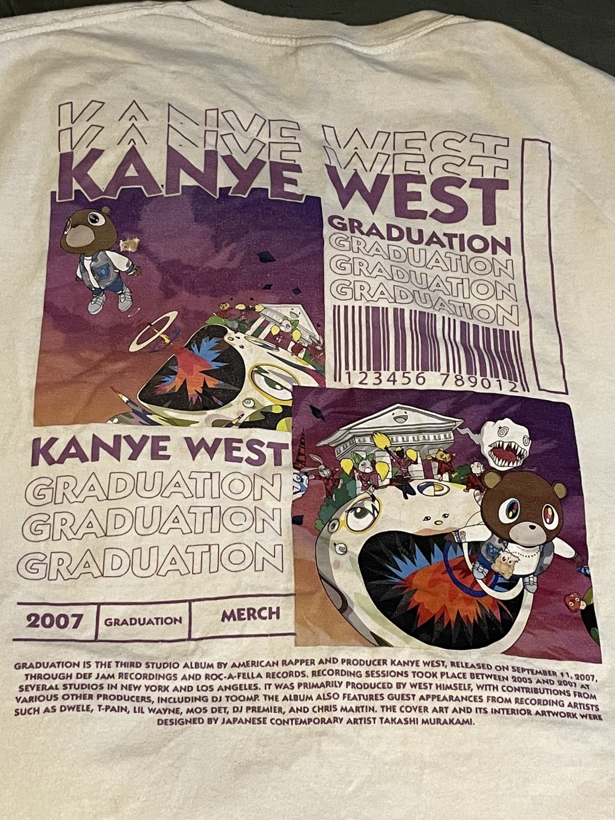 Gildan Heavy Cotton Men’s T-Shirt White Kanye West Graduation Bear Graphic Sz M