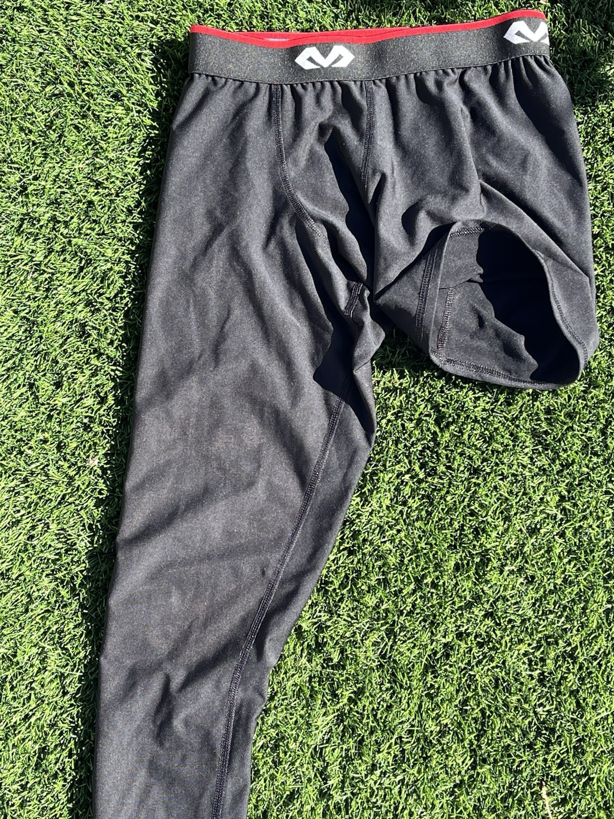 McDavid Men’s M Black Compression Leggings Polyester/Spandex Gym Training, R/L