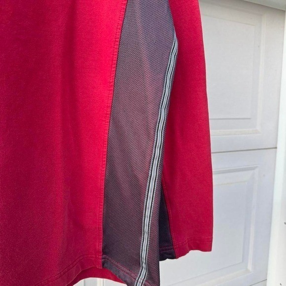 RED MONDETTA SPORT VENT PANEL LONG SLEEVE