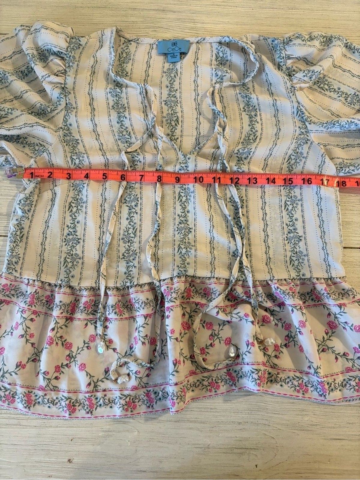 CeCe Cream Floral Tunic Puff Sleeve Tie Front Cottagecore | Size Small
