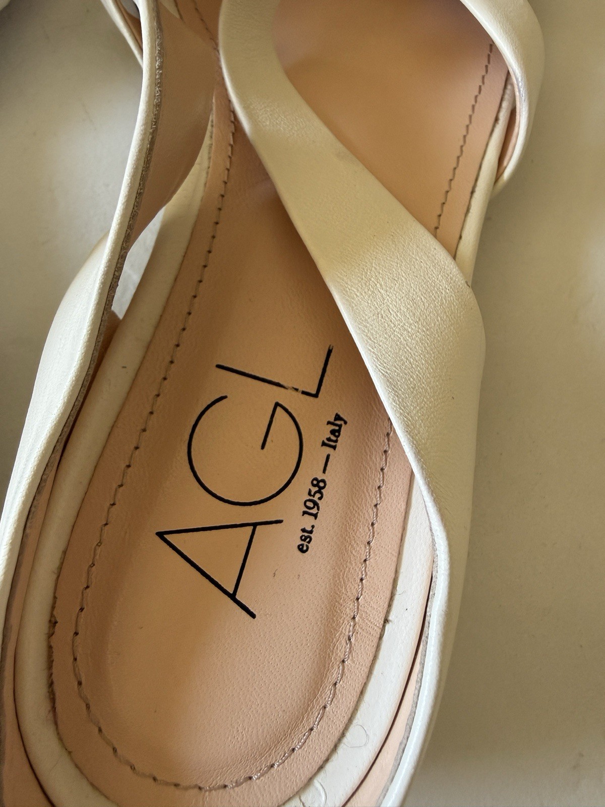 AGL Women’s Greta Leather Slide Flat Sandal Shoes EUR 38/US 8 Off White $398