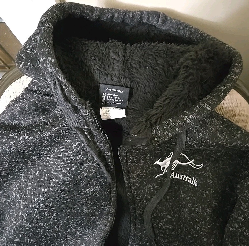 Australia Size Small hooded Jacket. It has a Kangaroo Embroidered on The Front