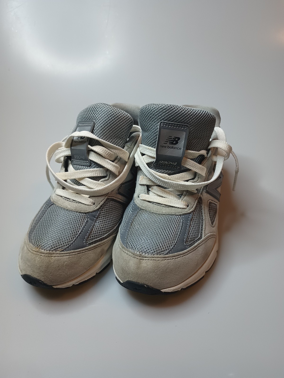 Size 6.5 – New Balance 990v4 Made in USA Grey Silver