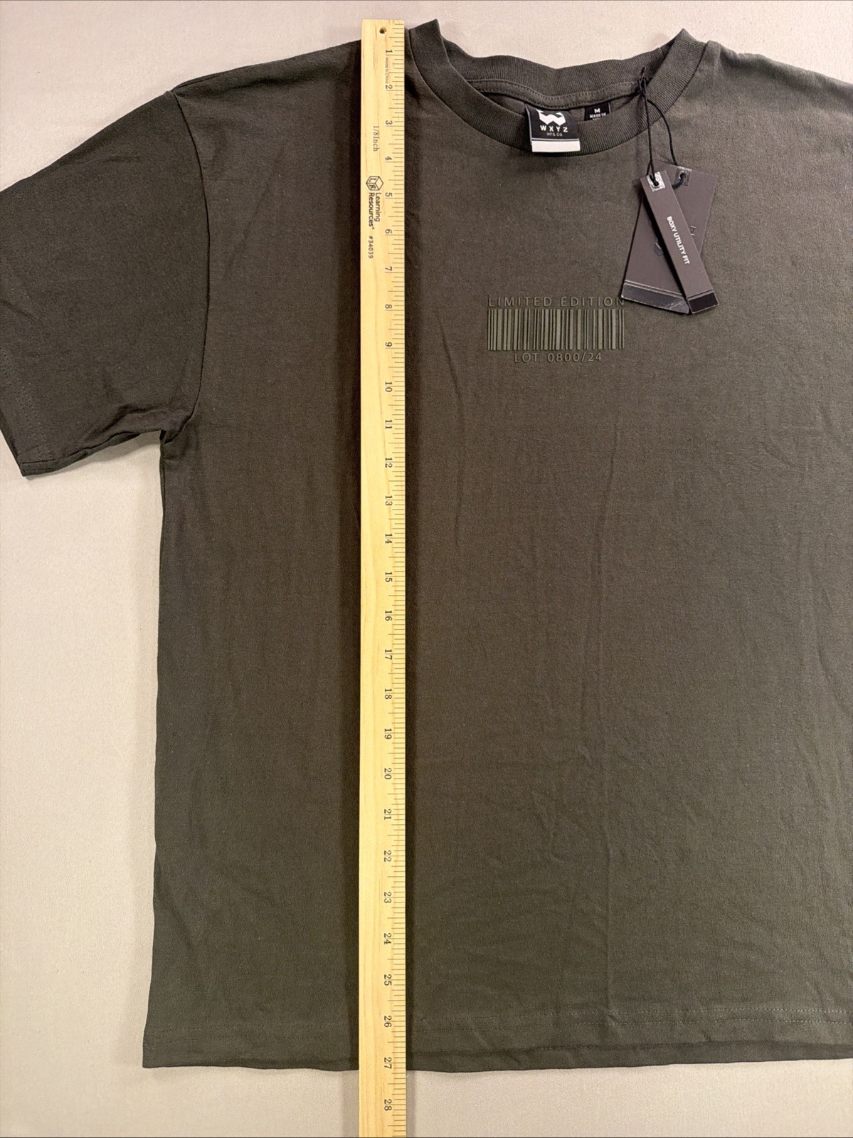 NWT WXYZ MFG CO Mens Medium Olive Green Boxy Utility Fit Limited Edition T-Shirt