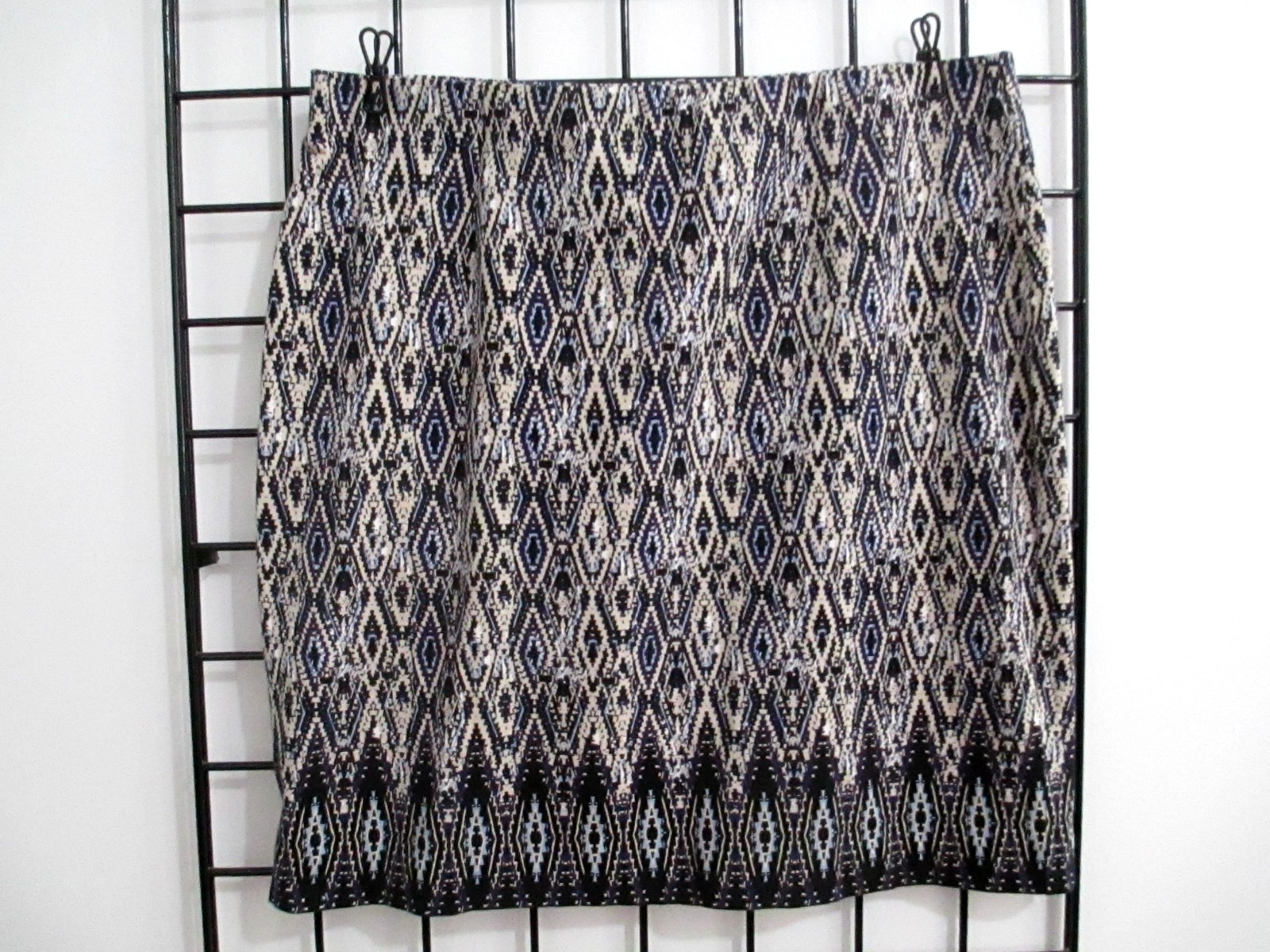 J. JILL 🌸 LARGE TALL==BLACK BLUE BEIGE PRINT / STRETCH KNIT / A-LINE SKIRT