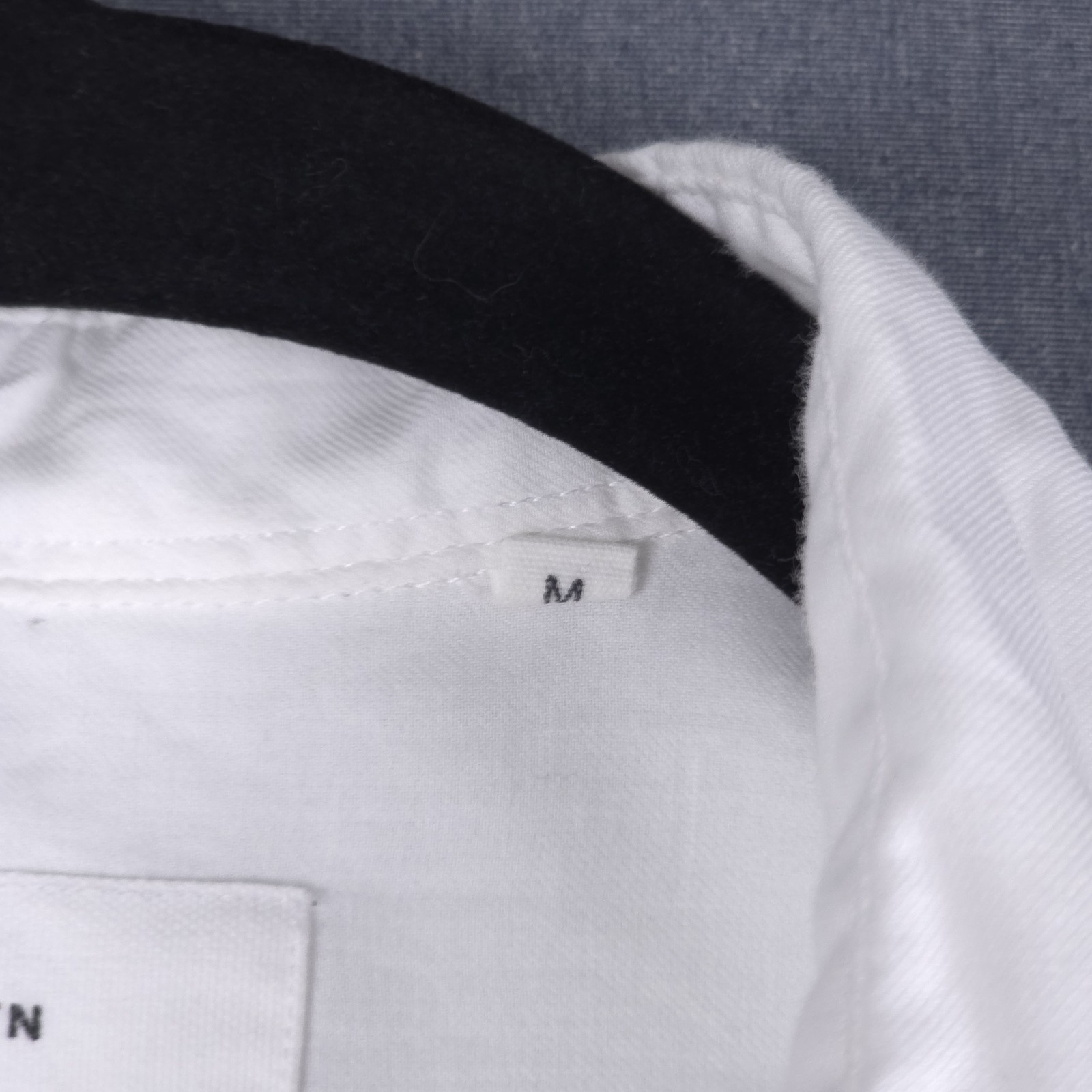 KOTN Shirt Mens Medium White Egyptian Cotton Lightweight Long Sleeve Button