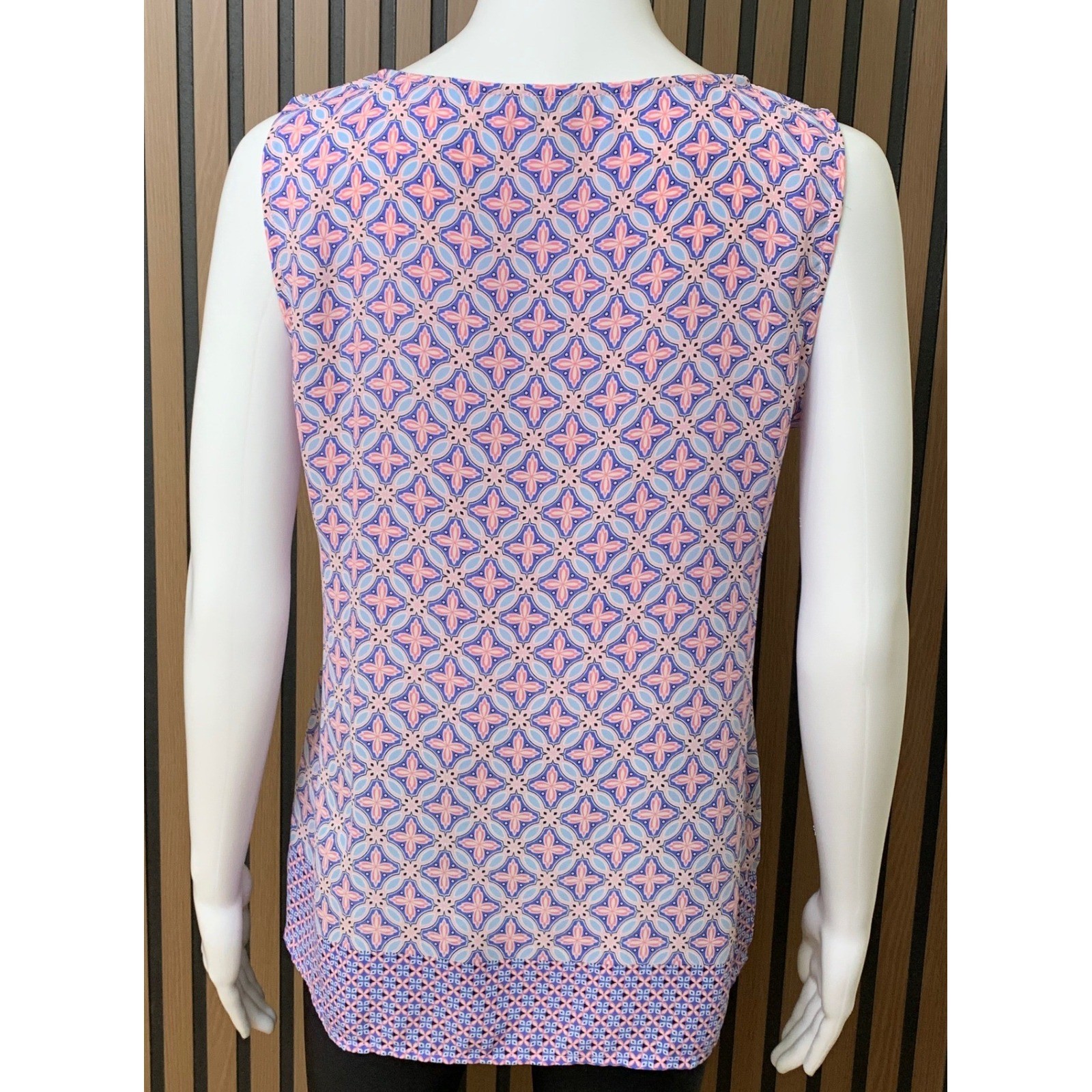 Talbots Petite Blue Pink Geometric Tile Print Sleeveless Shell Blouse SP