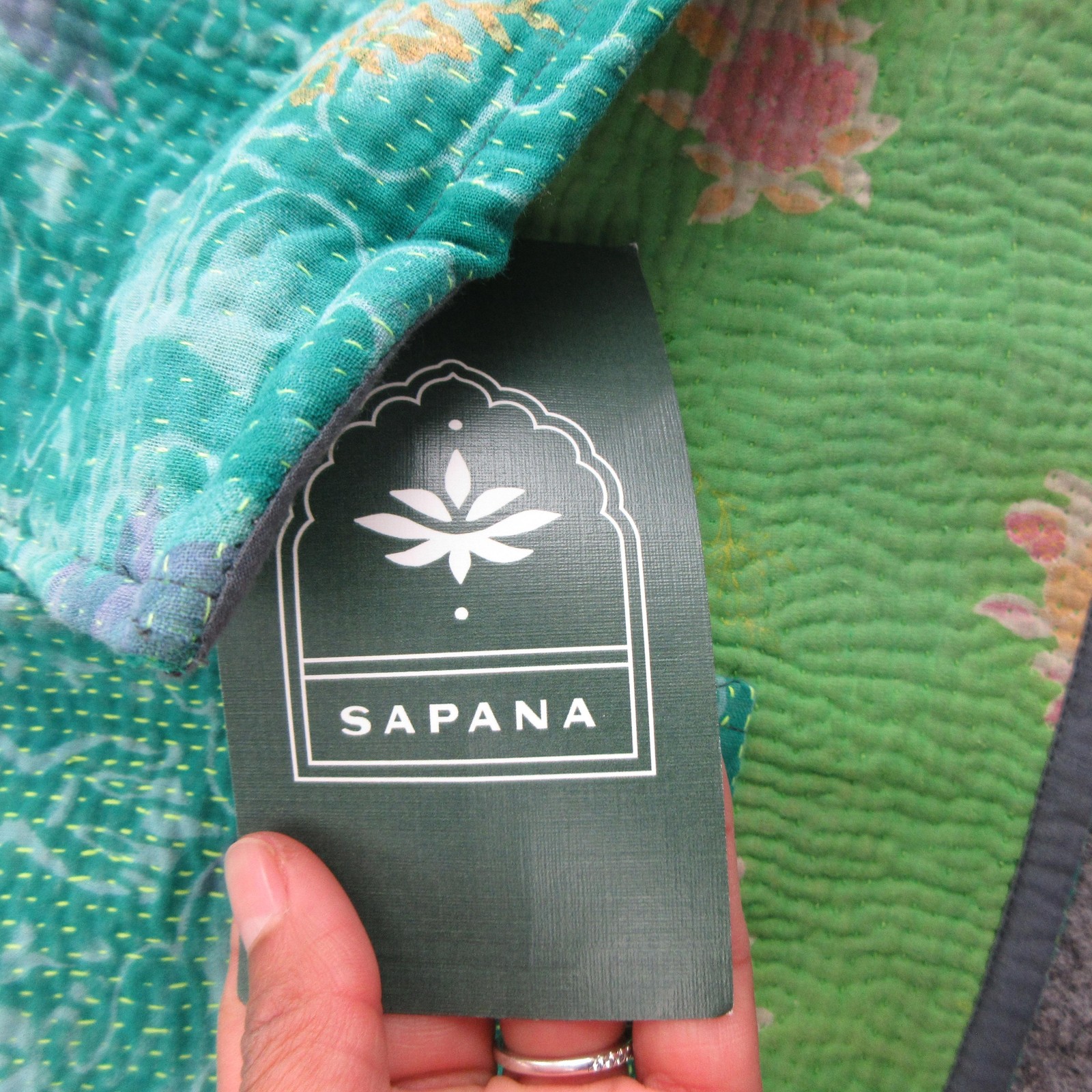 Sapana Coat Womens One Size Green Quilted Kantha Blanket Floral Boho Open Front