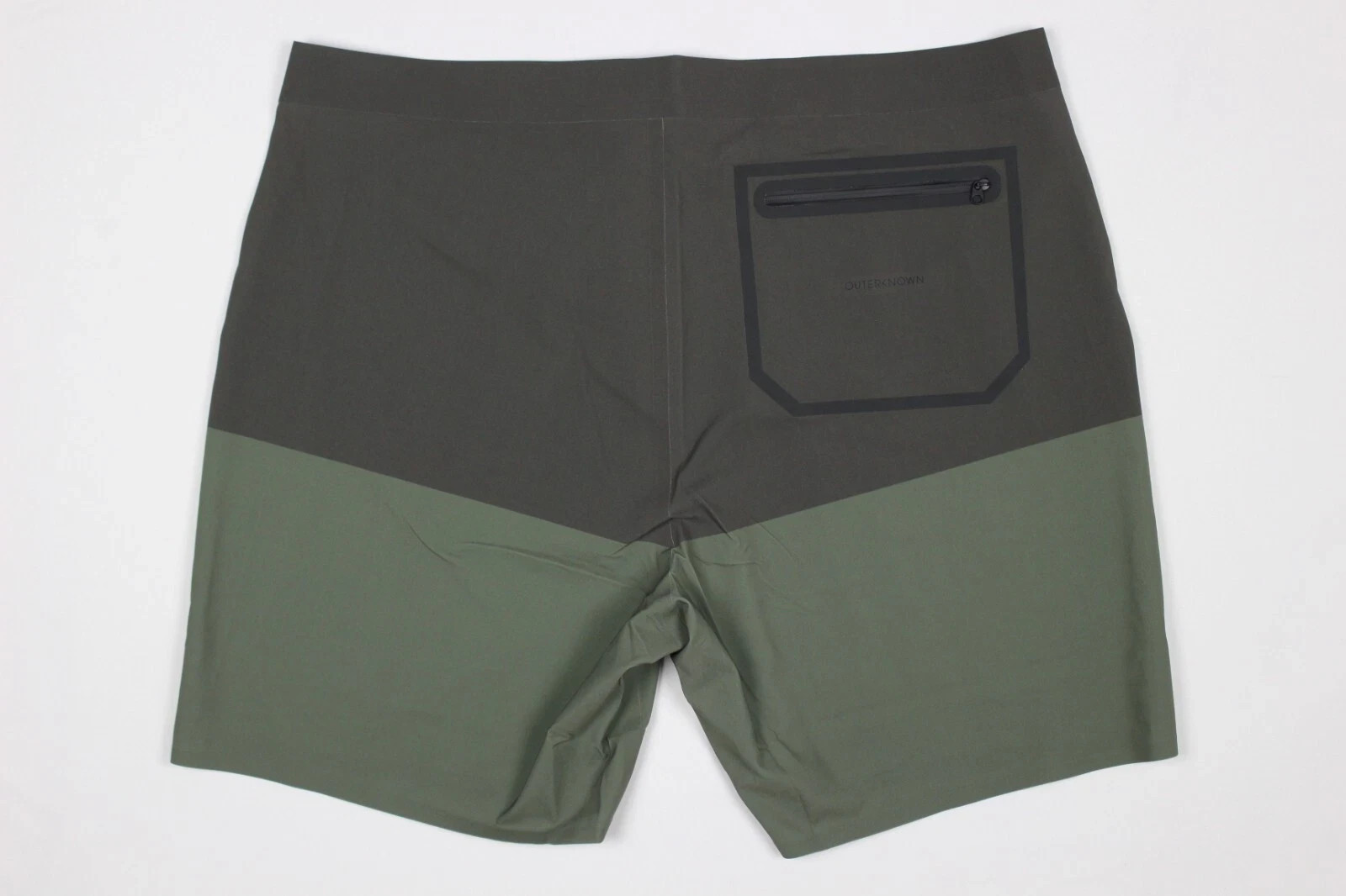 Outerknown Men’s Board Shorts Kelly Slater Apex Trunk Size 38 x 7.5″ Green GBK