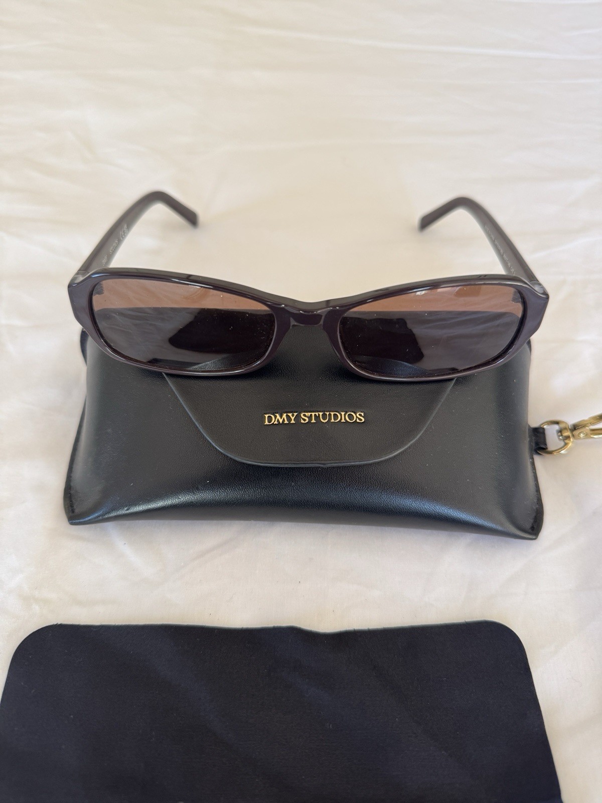 DMY STUDIOS DMY SUN100BU Women’s Rectangle Sunglasses Black/Brown Tinted