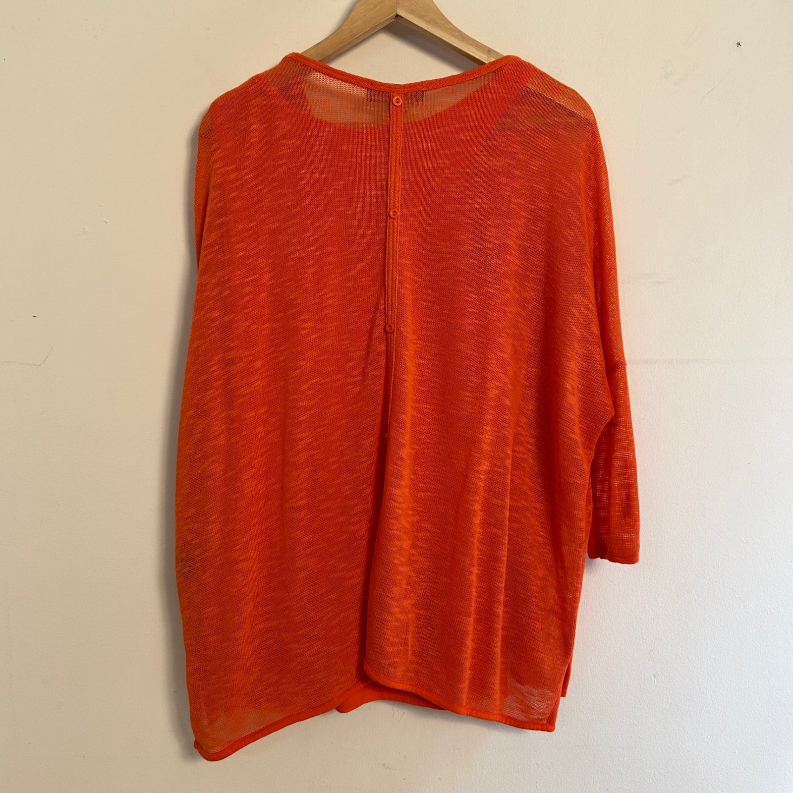 Context Orange Button Back Knit Top Oversized 3/4 Sleeve Small