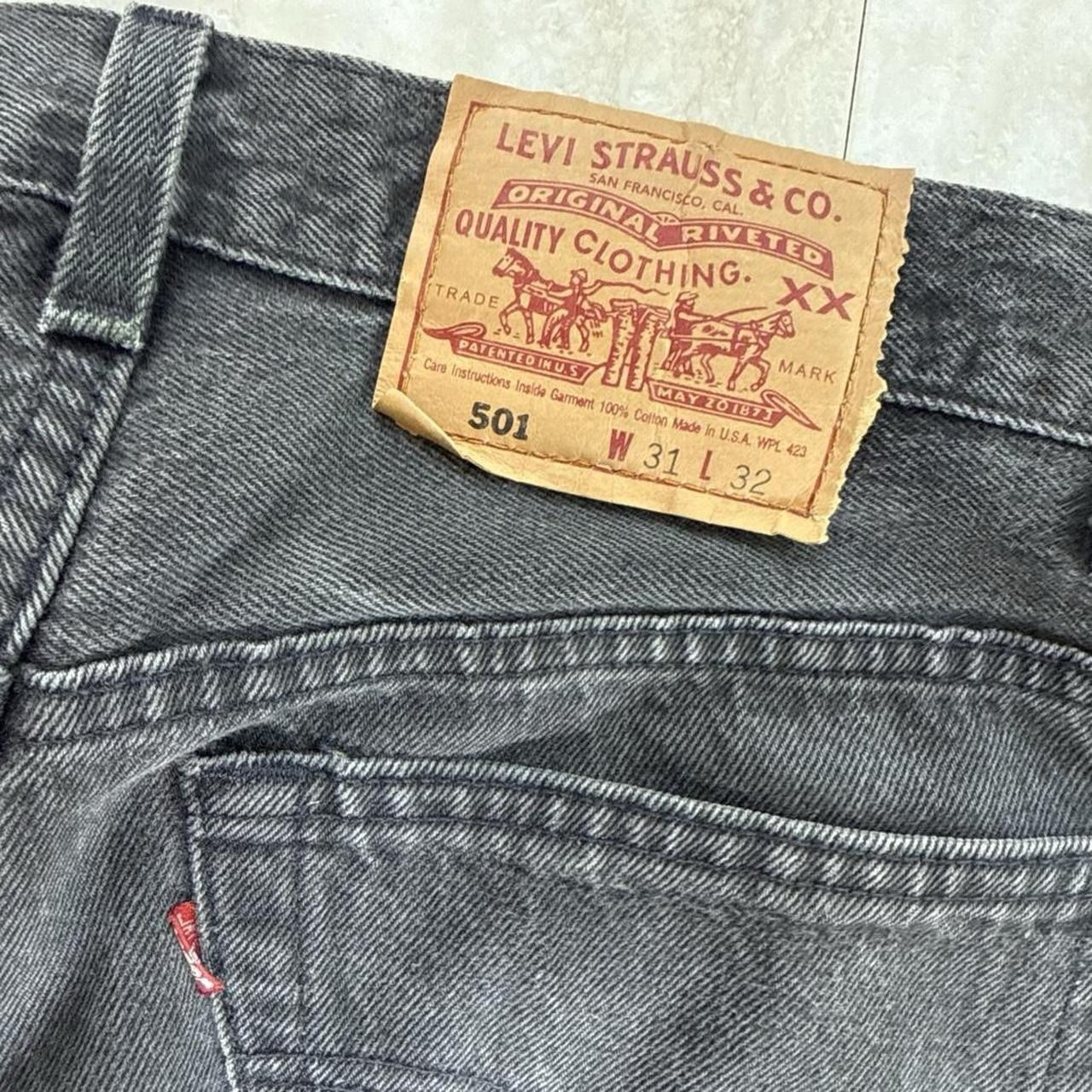 VTG 1995 Levi’s 501 Button Fly Made in USA Relaxed Straight Fit Black Denim Jean