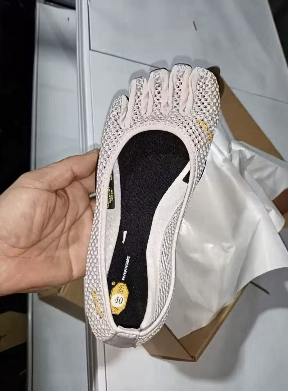 VIBRAM Five-finger Shoes Yoga Pilates Women’s Sports & Dance- Breathable Shoe