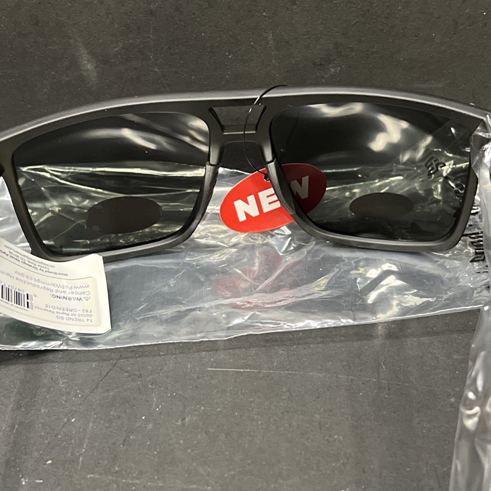 Pugs Trend T4 Sunglasses with Black Frame & Black Lenses New UV400