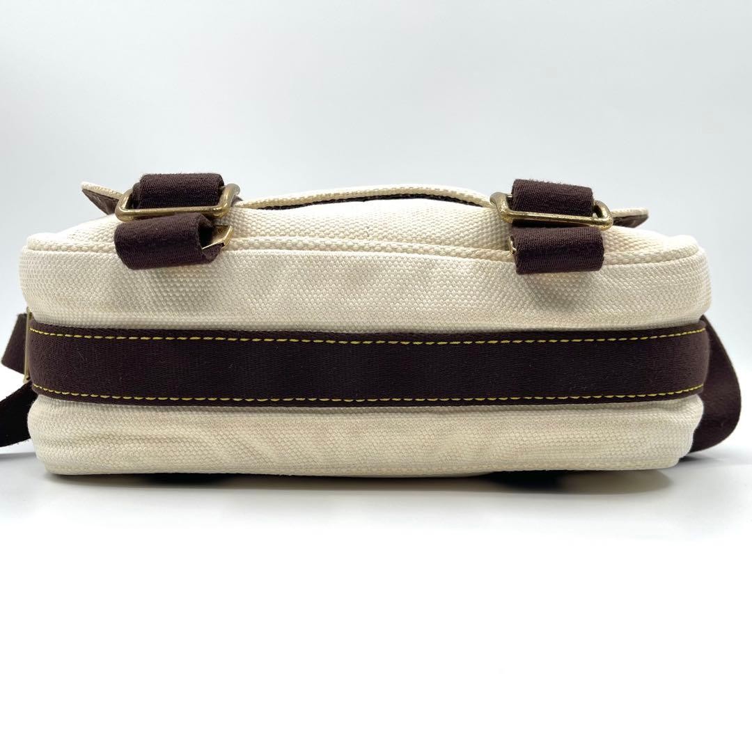 Louis Vuitton Antigua Buzas PM Shoulder Bag M40042 White Size: W11.4xH7.9 in.