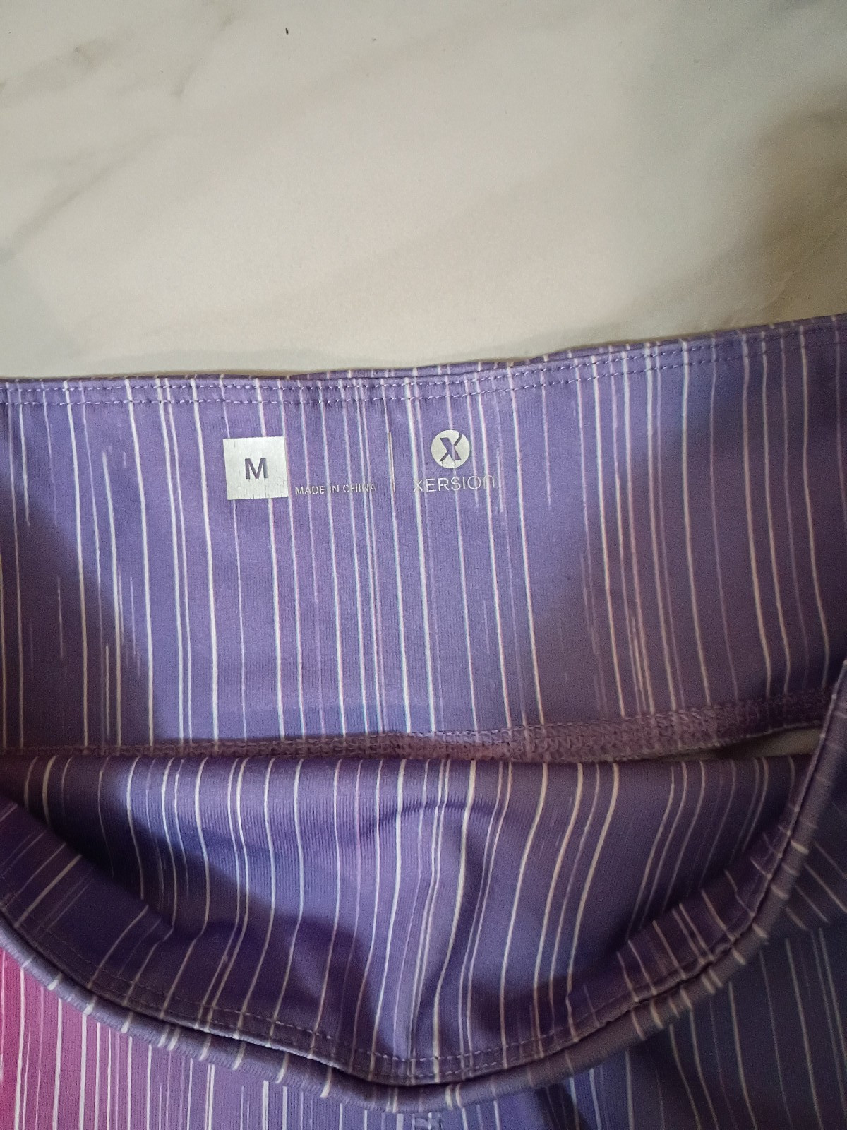 Xersion Womens Gradient Stripe Leggings M Polyester/Spandex Blend Purple/Pink/Bl
