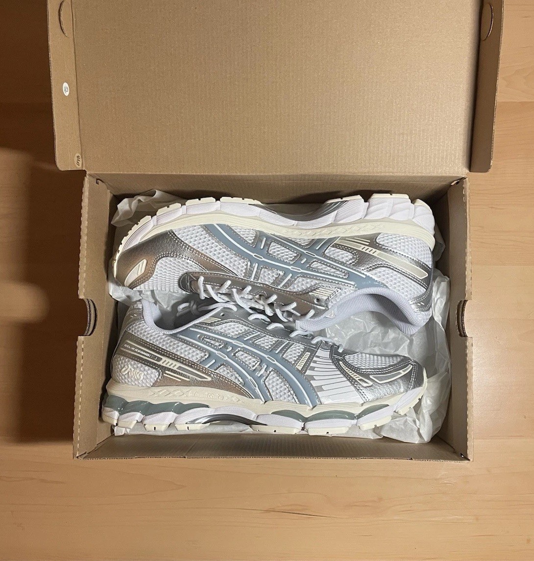 Size 10 – ASICS Gel Kayano 12.1 “White/Dolphin Grey” New/Never Worn 1203A759-101