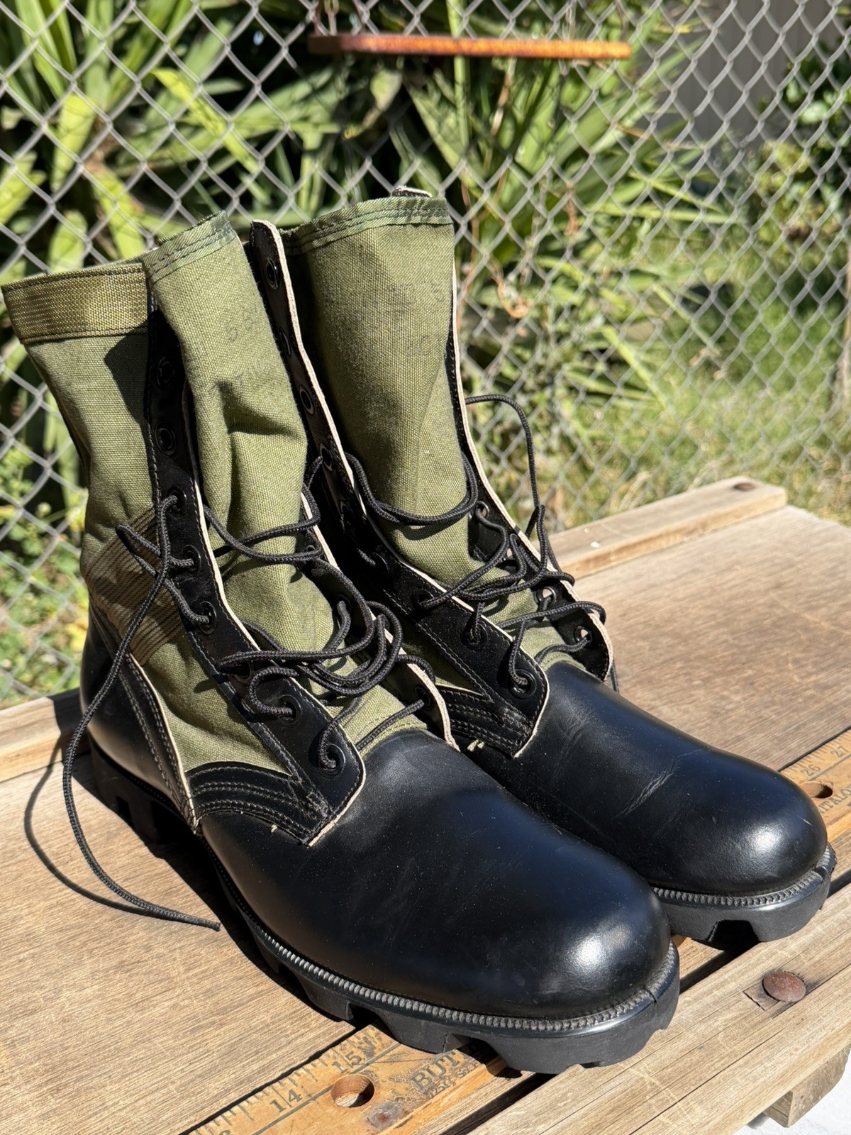 Vintage 1968 Vietnam War Jungle Boots 3rd Pattern Panama Sole Spike Prot 11N NOS