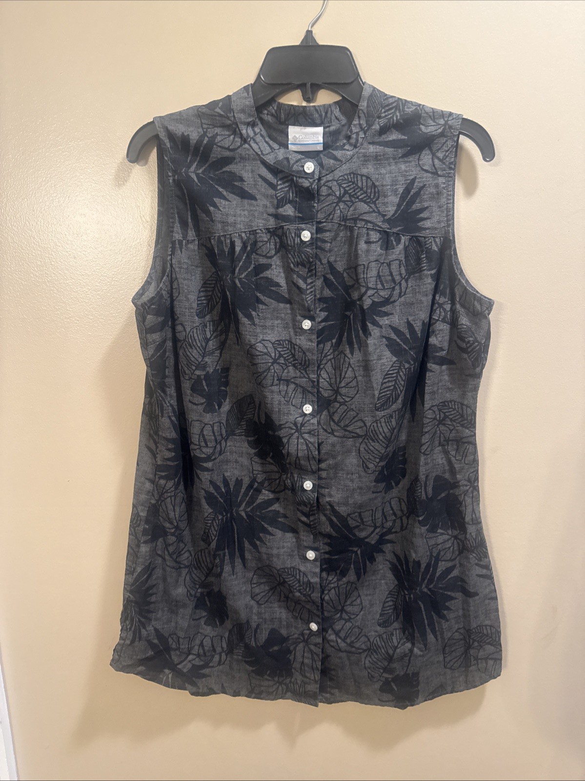 Columbia Women’s Large Willow Bend Black Tropical Floral Sleeveless Button Top
