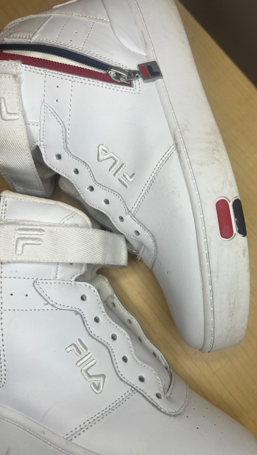 FILA High Top Basketball Sneakers Red White Blue Men’s Size 8.5 EUC Athletic Sh