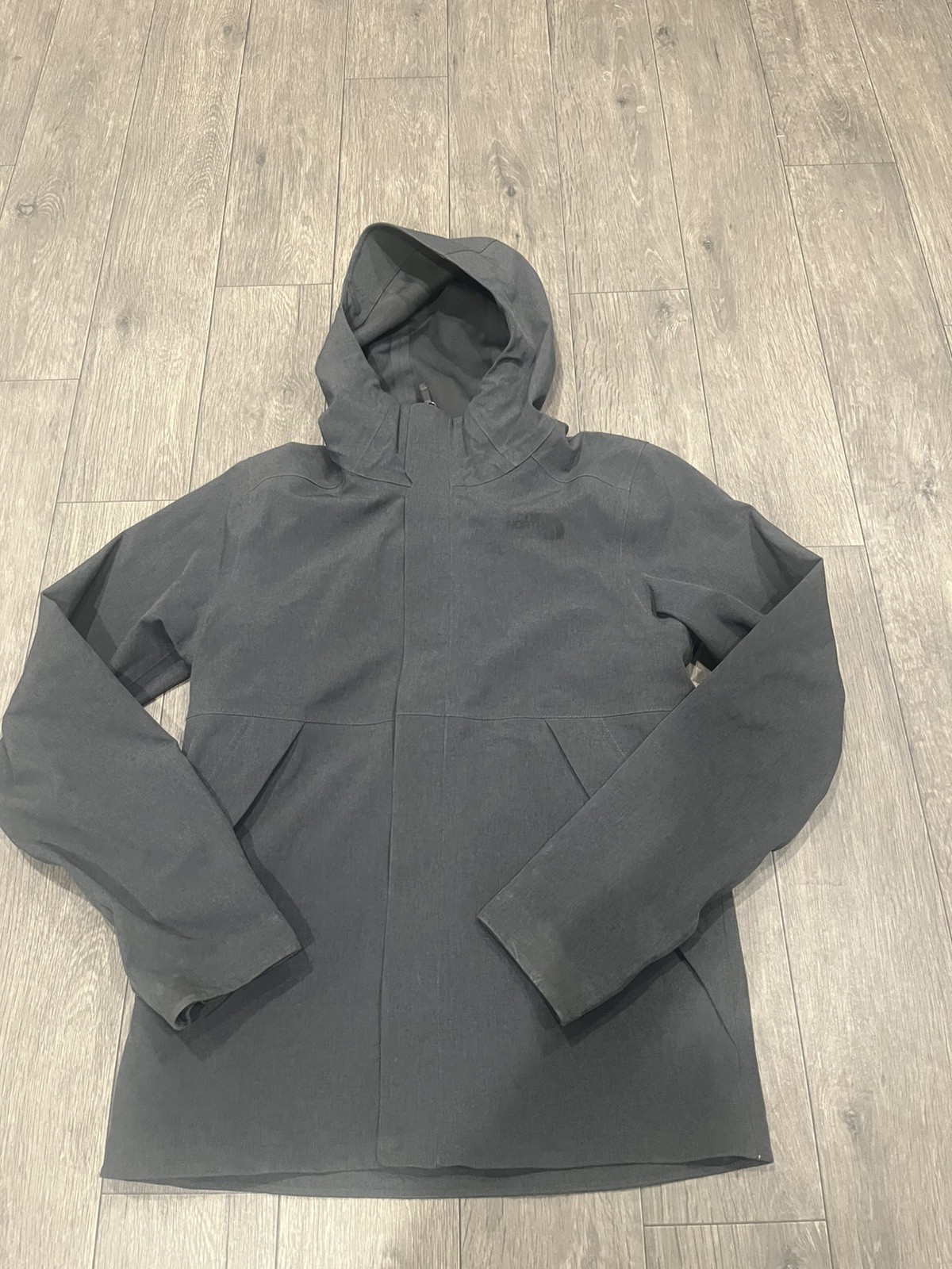The North Face Jacket Men’s Small Grey Apex Flex Dryvent Softshell Gore Tex Rain