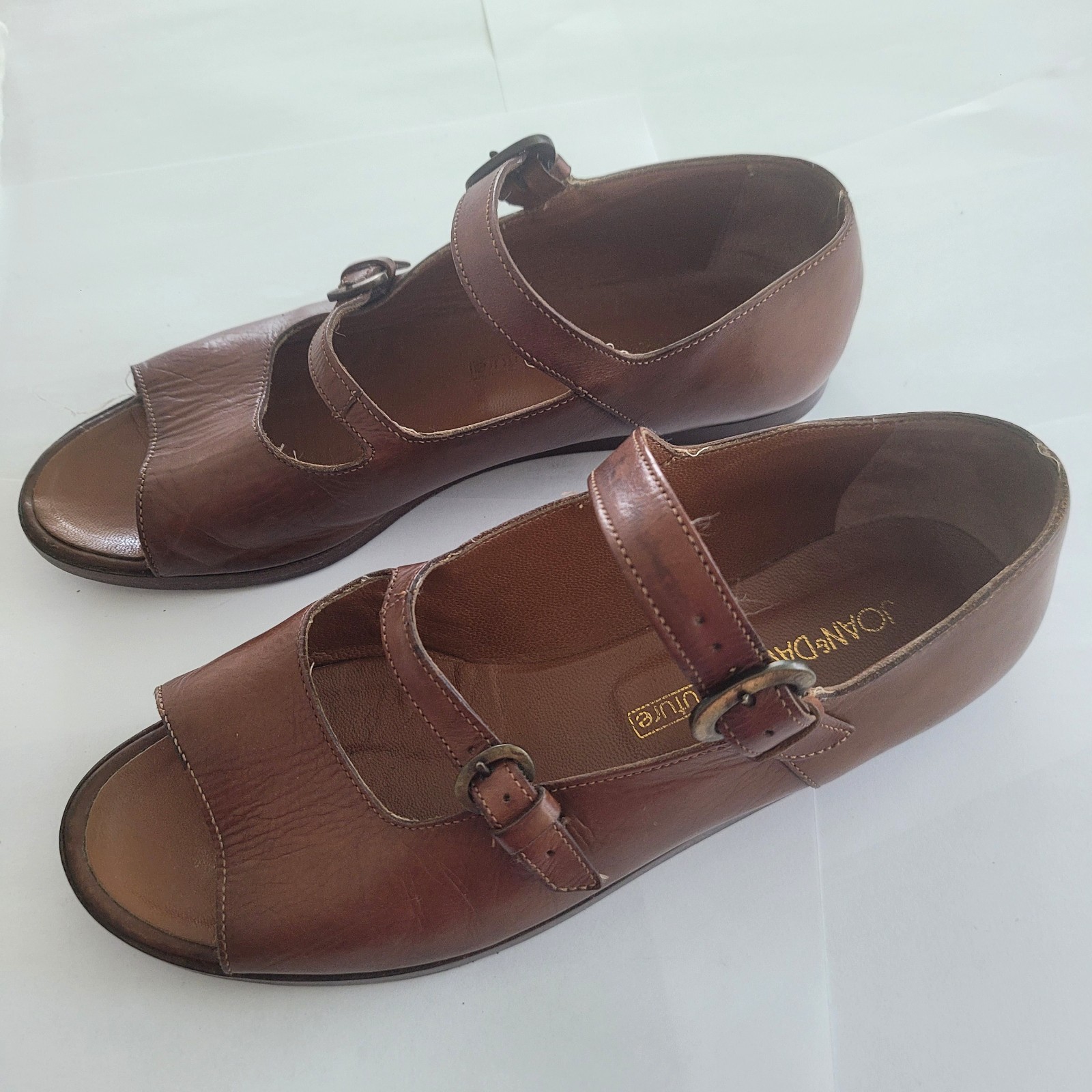 Joan & David Couture 7 Brown Open Toe Strappy Flat Handmade Italy Staps Women’s