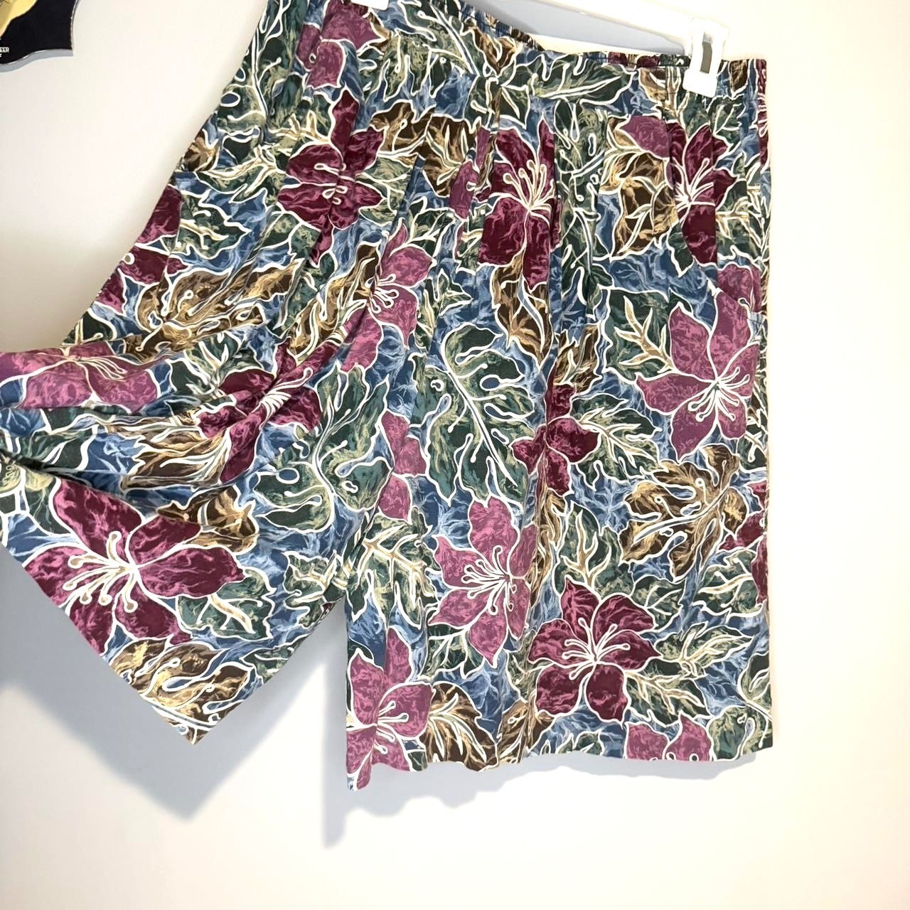 Hilo Hattie Vintage Hawaiian Floral 2 Piece Set Top and Shorts Purple Teal XL